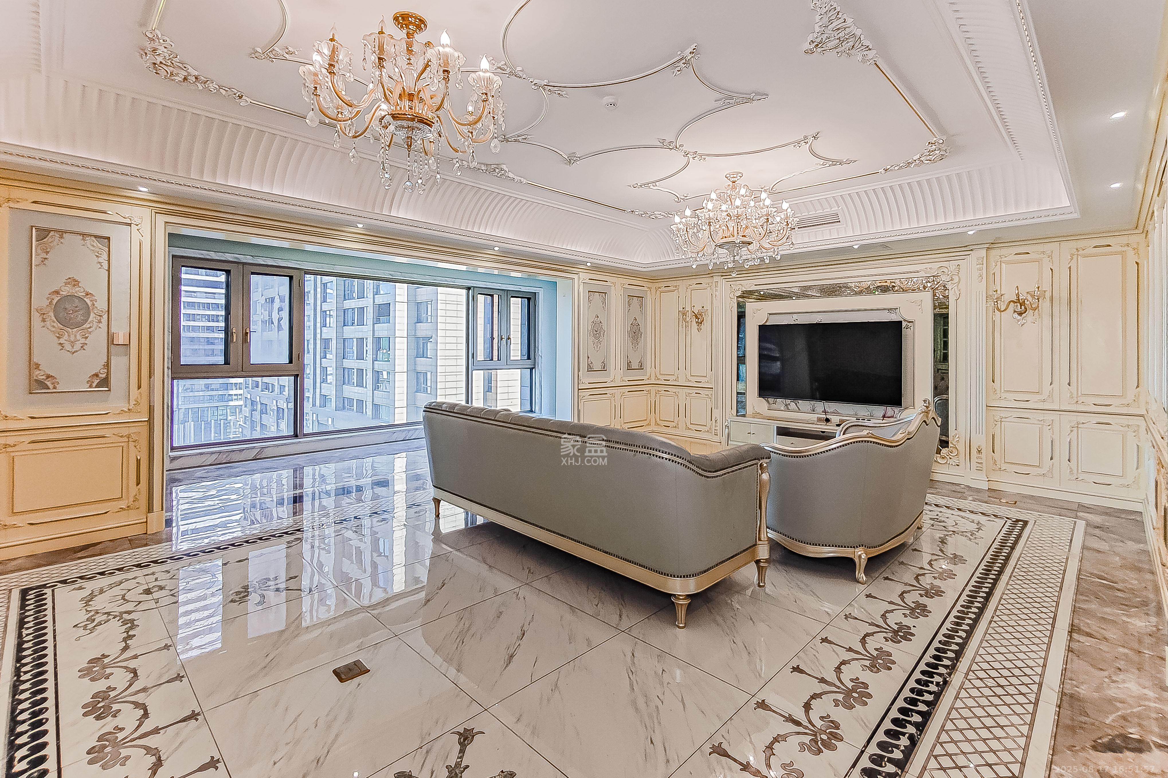 保利国际广场  4室2厅3卫    600.0万 保利国际广场  4室2厅3卫    600.0万