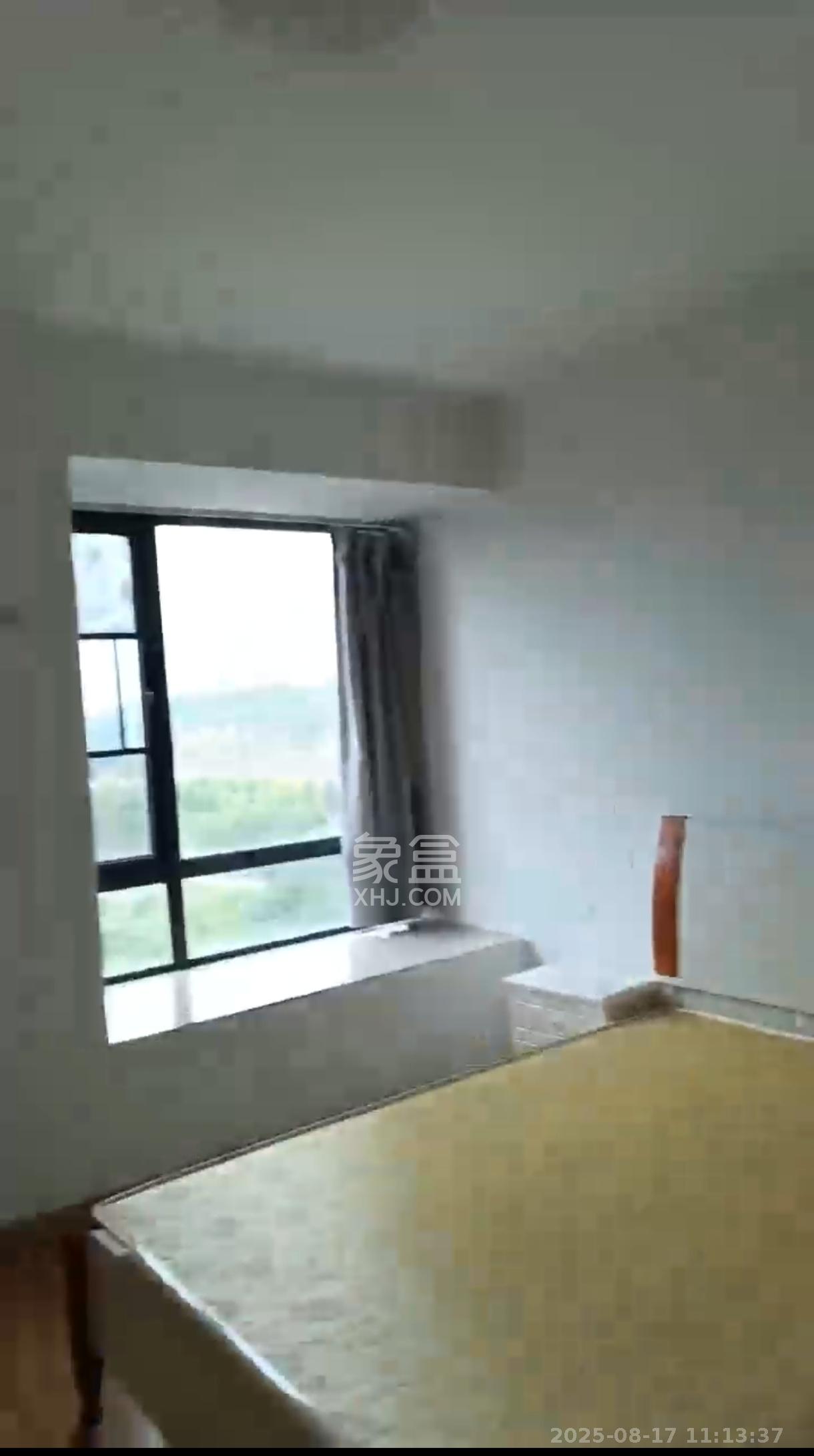 金轮星光名座  4室2厅2卫    3100.0元/月室内图