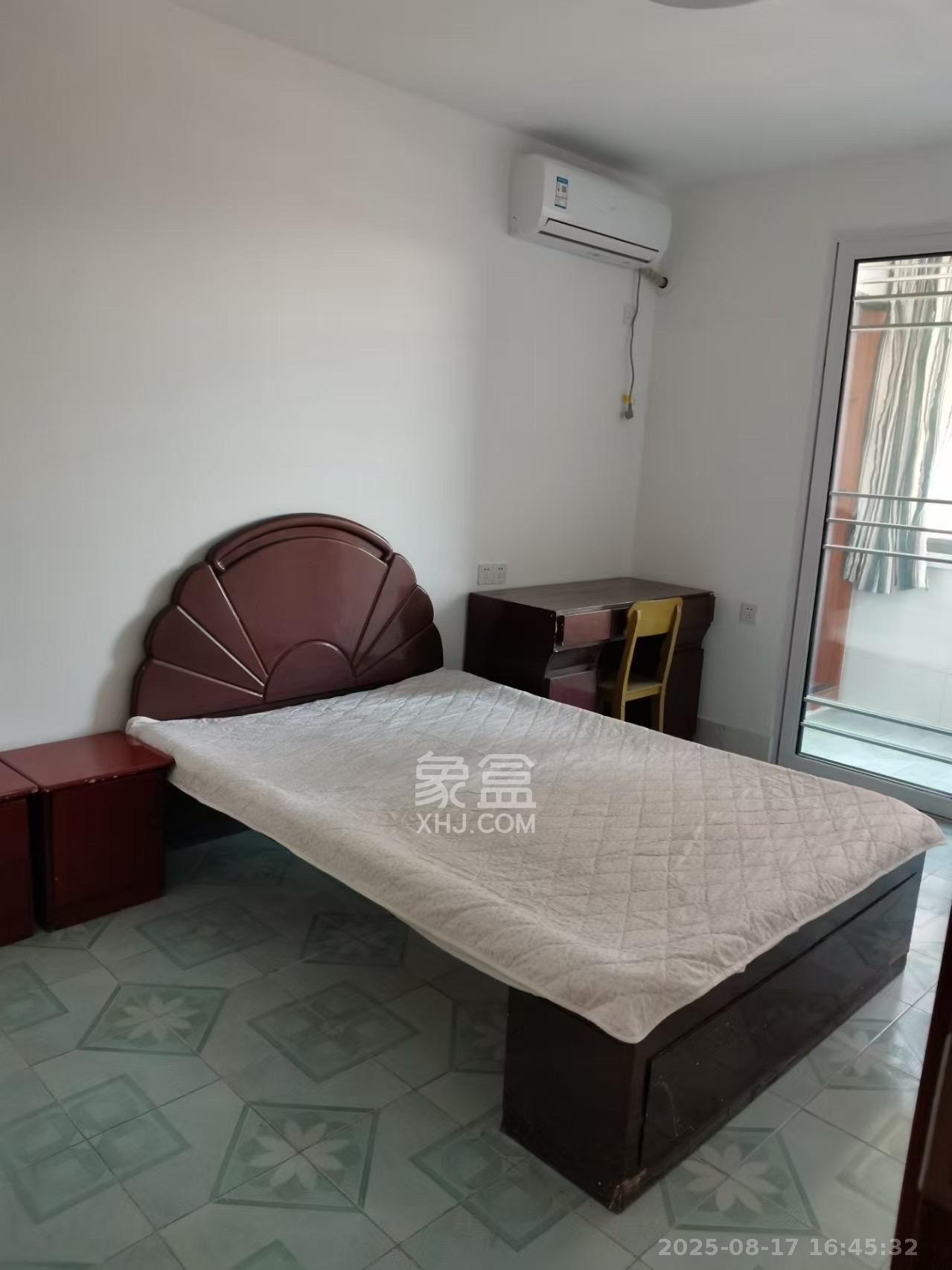 红泥山小区 2室1厅1卫 1800.0元/月 红泥山小区 2室1厅1卫 1800.0元/月室内图