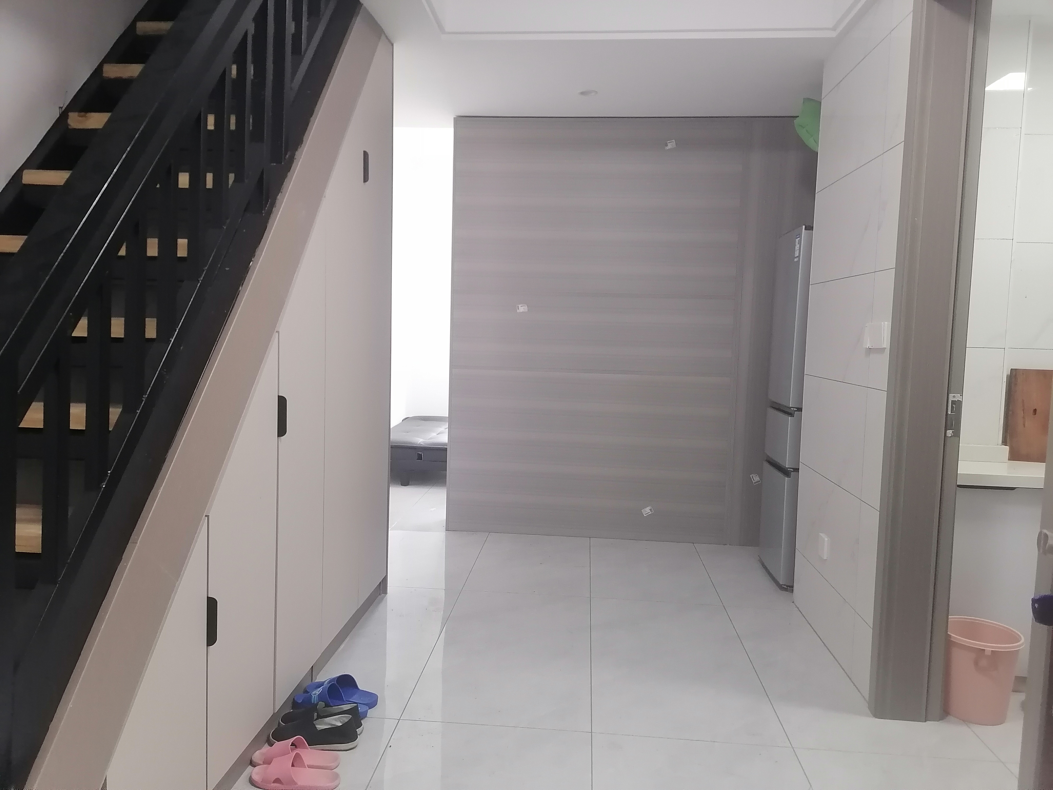 御笔华章  2室2厅1卫    1800.0元/月 御笔华章  2室2厅1卫    1800.0元/月室内图