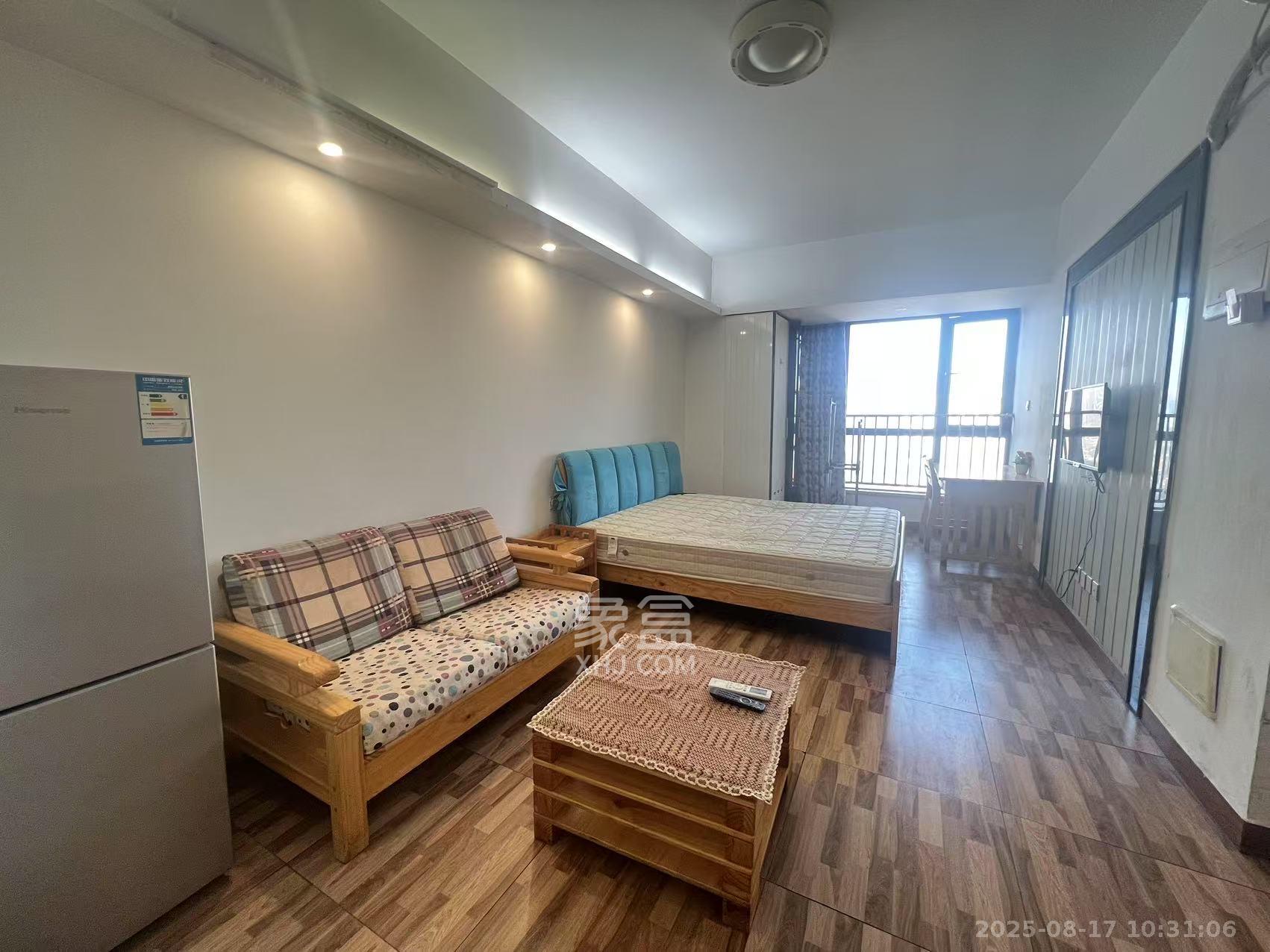 德思勤城市广场(宝格丽公寓) 1室1厅1卫 1600.0元/月 德思勤城市广场(宝格丽公寓) 1室1厅1卫 1600.0元/月室内图