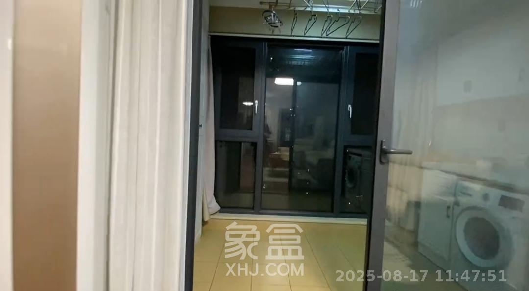 万科魅力之城观澜里  3室2厅2卫   2800.00元/月