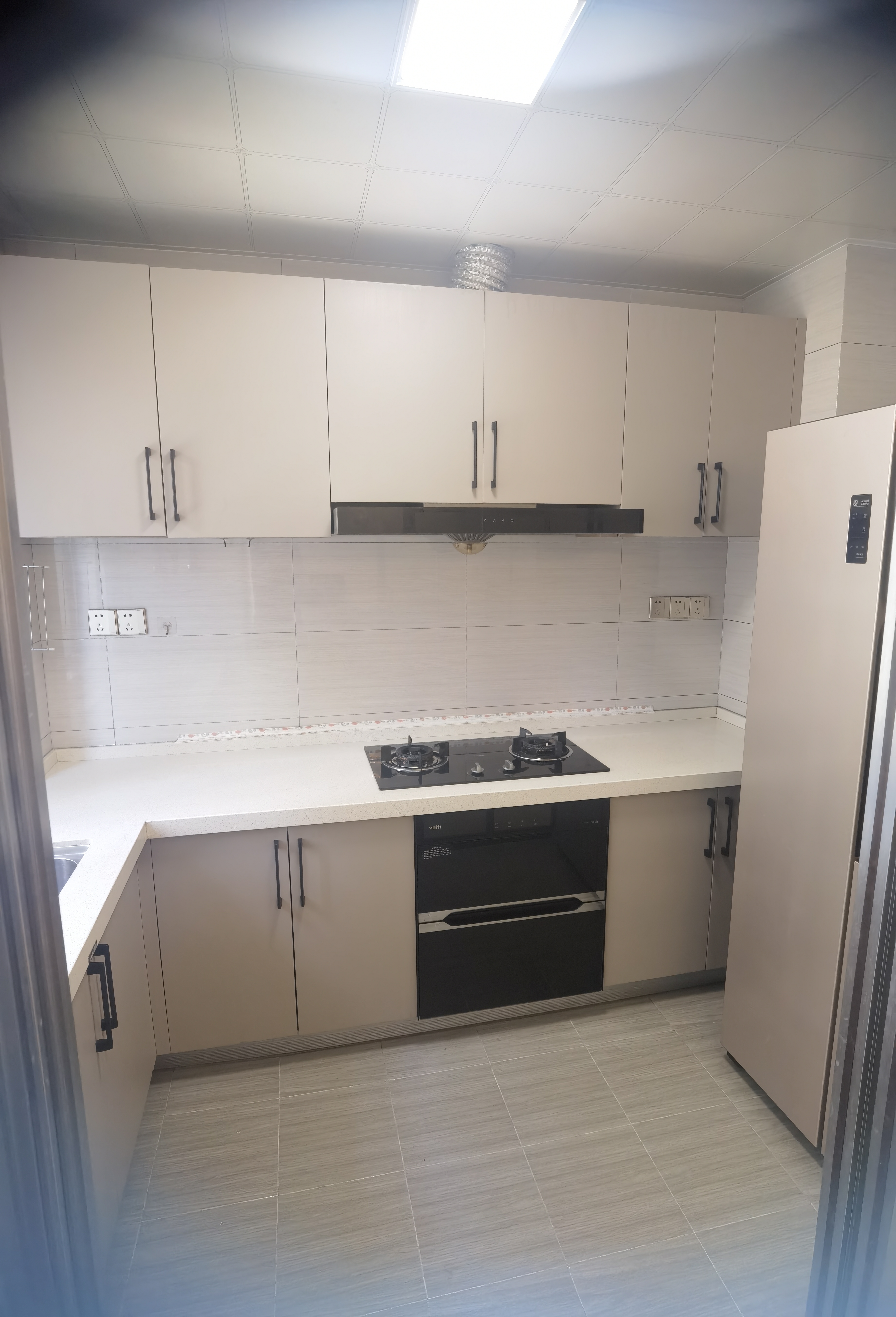 福天华府 3室2厅2卫 2500.0元/月 福天华府 3室2厅2卫 2500.0元/月室内图