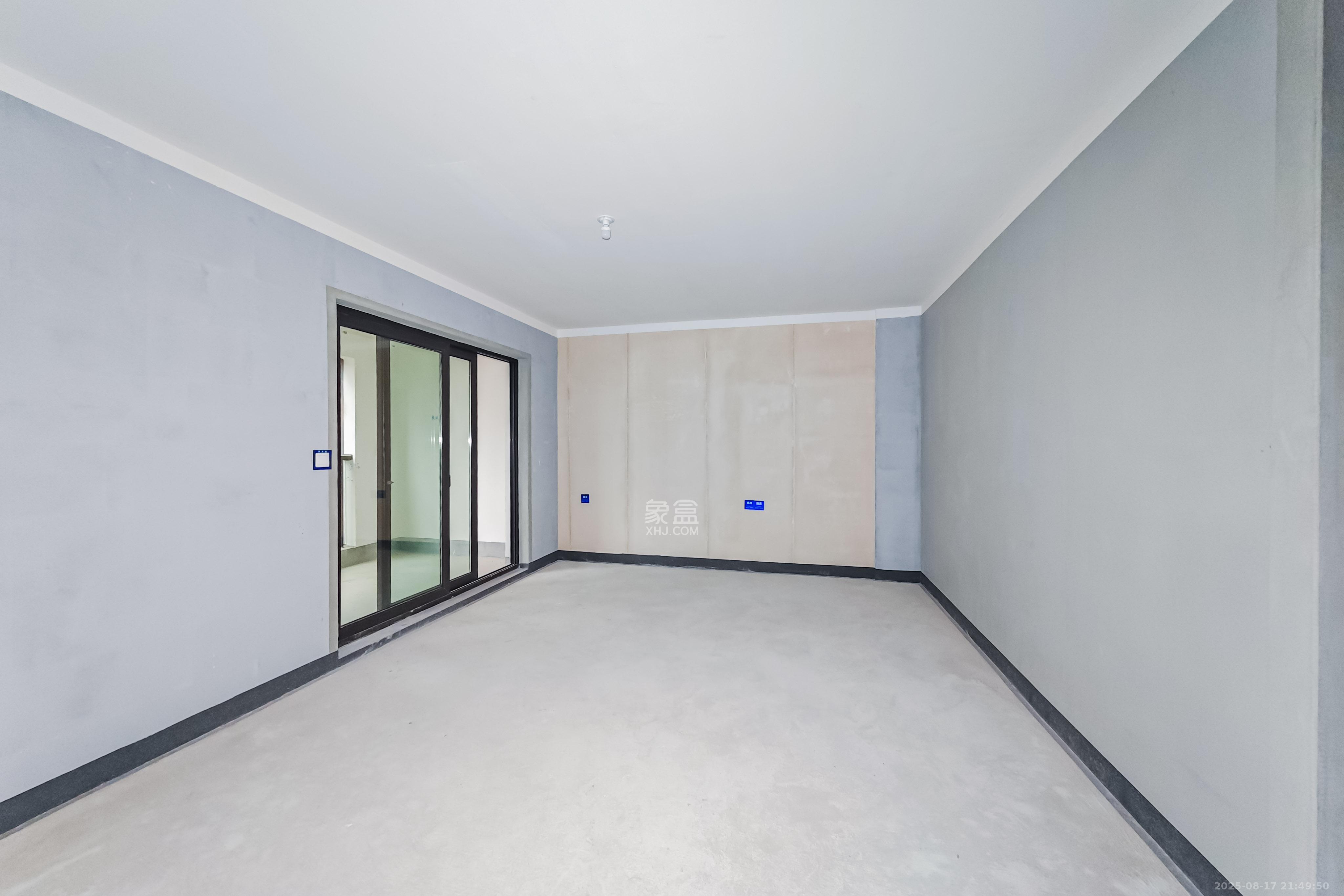 建发玖洲观澜  4室2厅2卫   248.00万其他