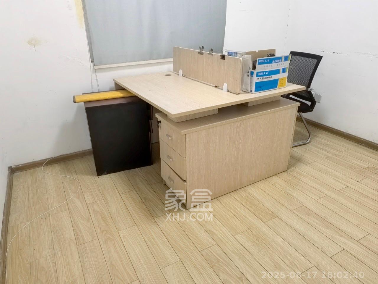 上河国际C区 2室2厅2卫 2000.0元/月 上河国际C区 2室2厅2卫 2000.0元/月室内图