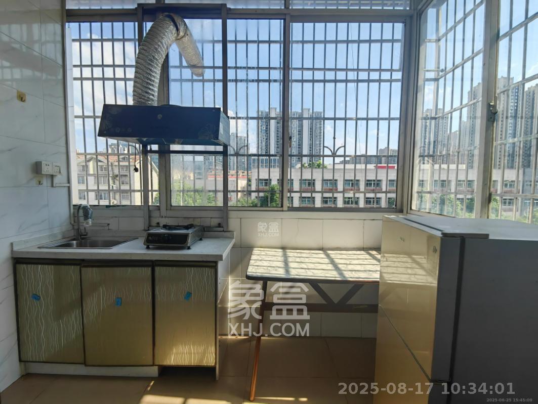新塘垅小区（高桥物流园）  2室2厅1卫   1200.00元/月室内图