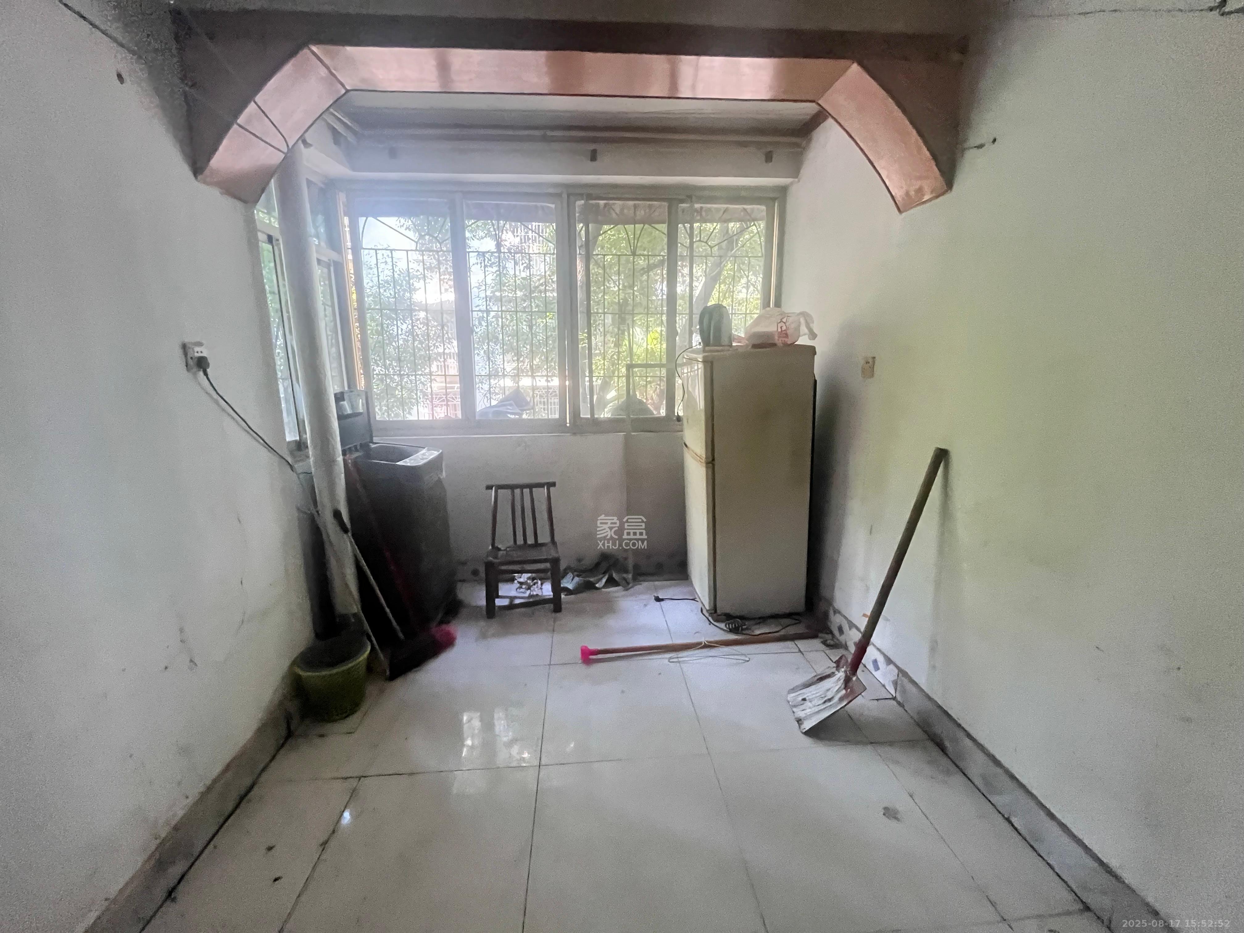 英才园二片 2室2厅1卫 1600.0元/月 英才园二片 2室2厅1卫 1600.0元/月室内图