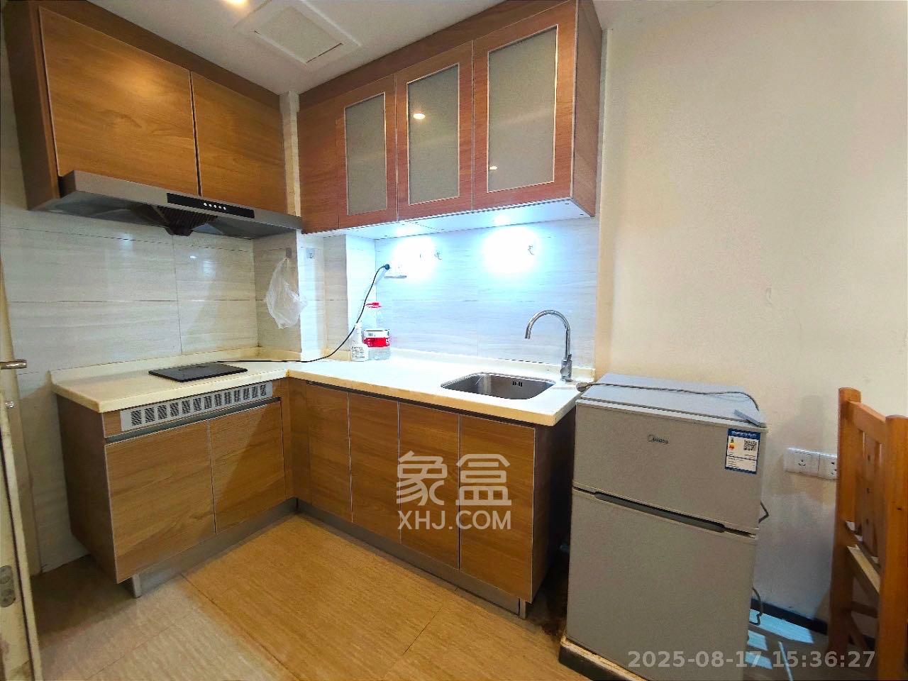 奥林匹克花园贡院三期  1室0厅0卫    1200.0元/月 奥林匹克花园贡院三期  1室0厅0卫    1200.0元/月室内图