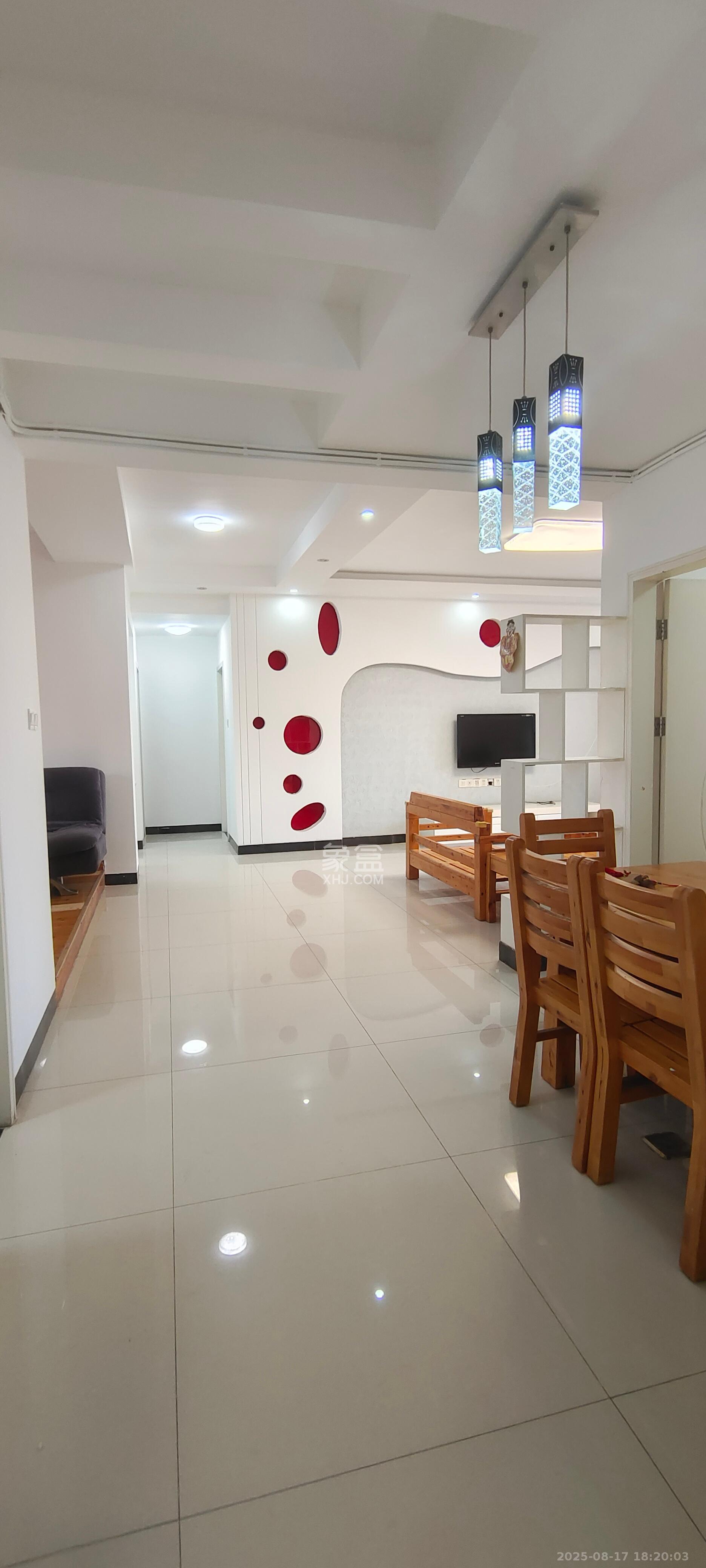 茂华国际湘 3室2厅2卫 3000.0元/月 茂华国际湘 3室2厅2卫 3000.0元/月室内图