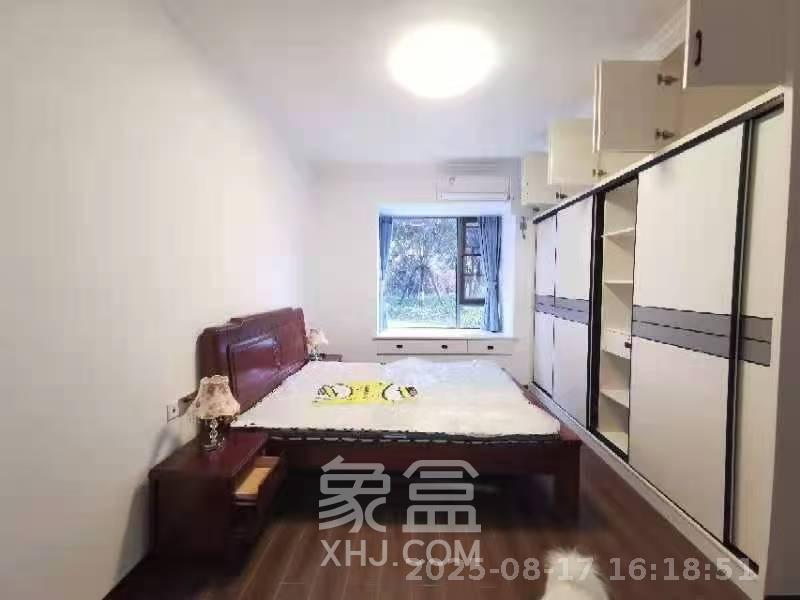 梅溪湖金茂湾  3室1厅1卫   3200.00元/月室内图