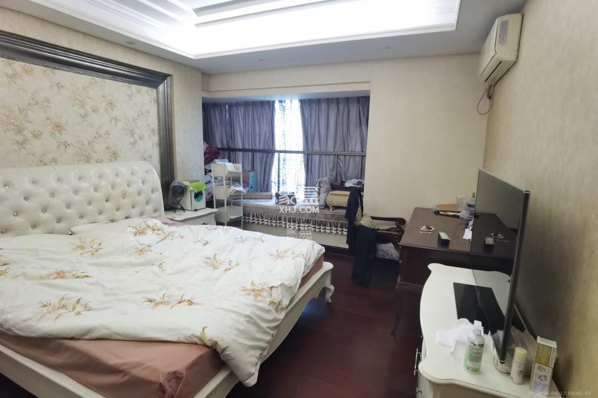 恒大华府  4室2厅2卫    4200.0元/月 恒大华府  4室2厅2卫    4200.0元/月室内图