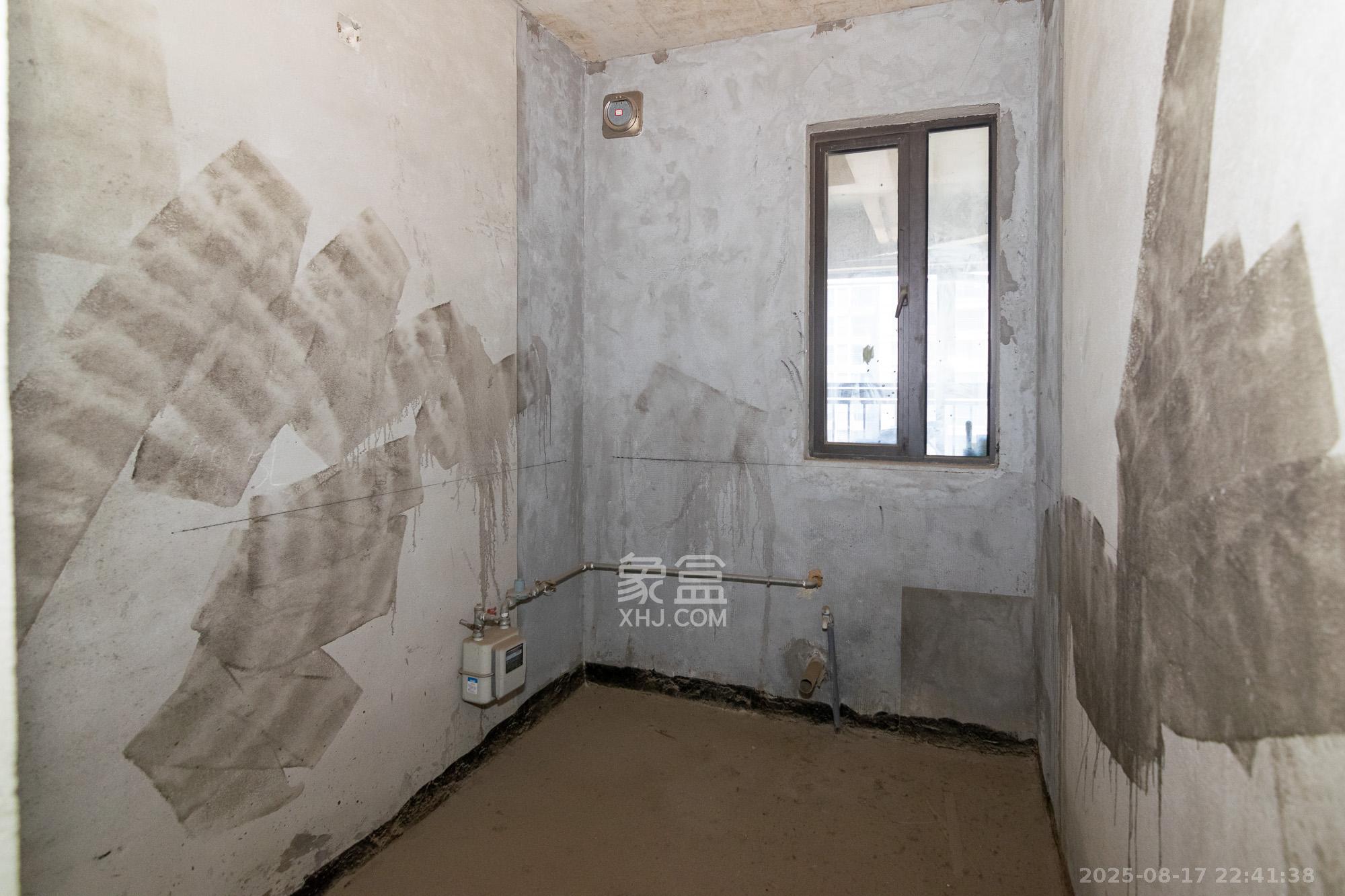 正荣财富中心  3室2厅2卫    72.8万 正荣财富中心  3室2厅2卫    72.8万厨房