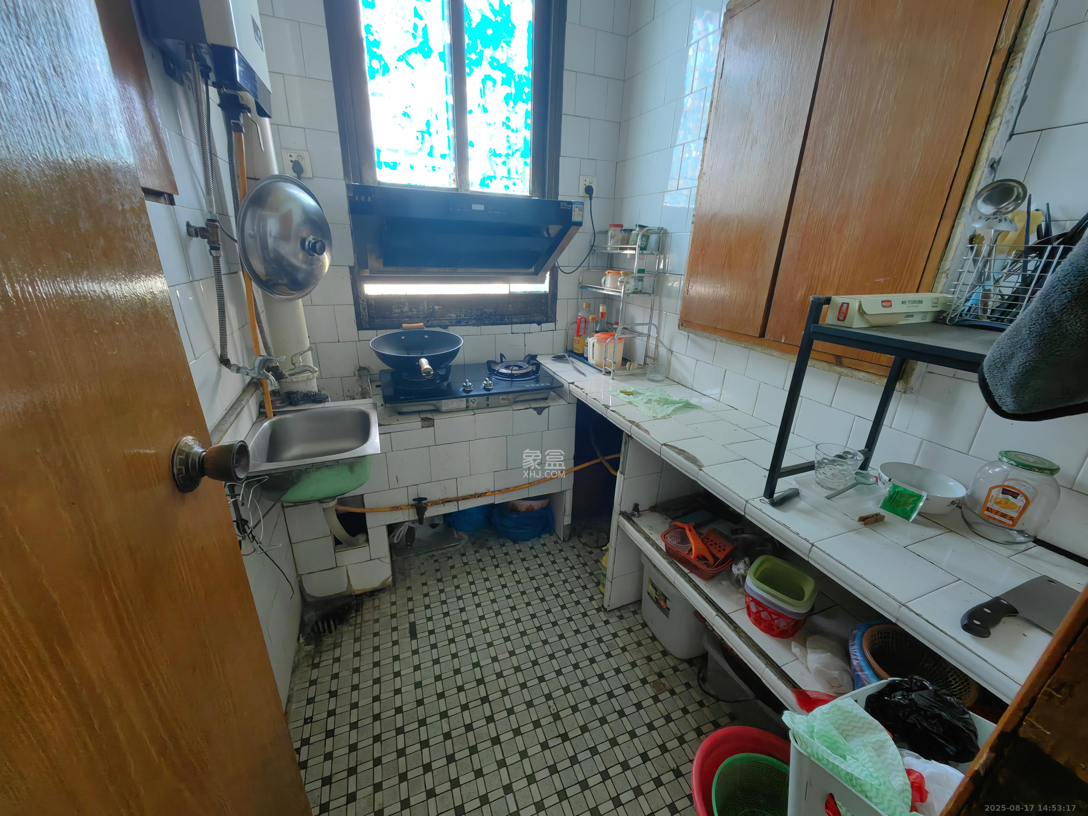 狮子山二片 2室1厅1卫 1200.0元/月 狮子山二片 2室1厅1卫 1200.0元/月室内图