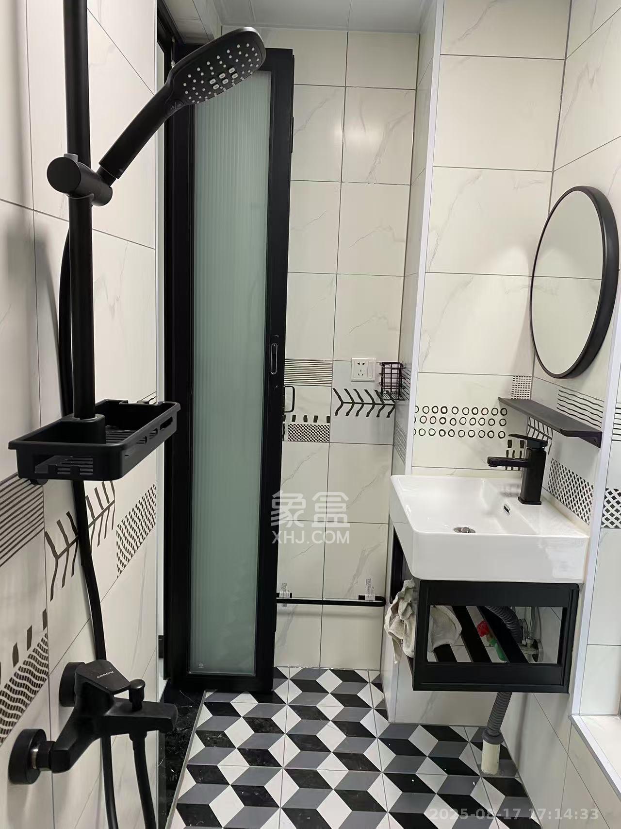 复地星光天地 1室0厅0卫 2400.0元/月 复地星光天地 1室0厅0卫 2400.0元/月室内图