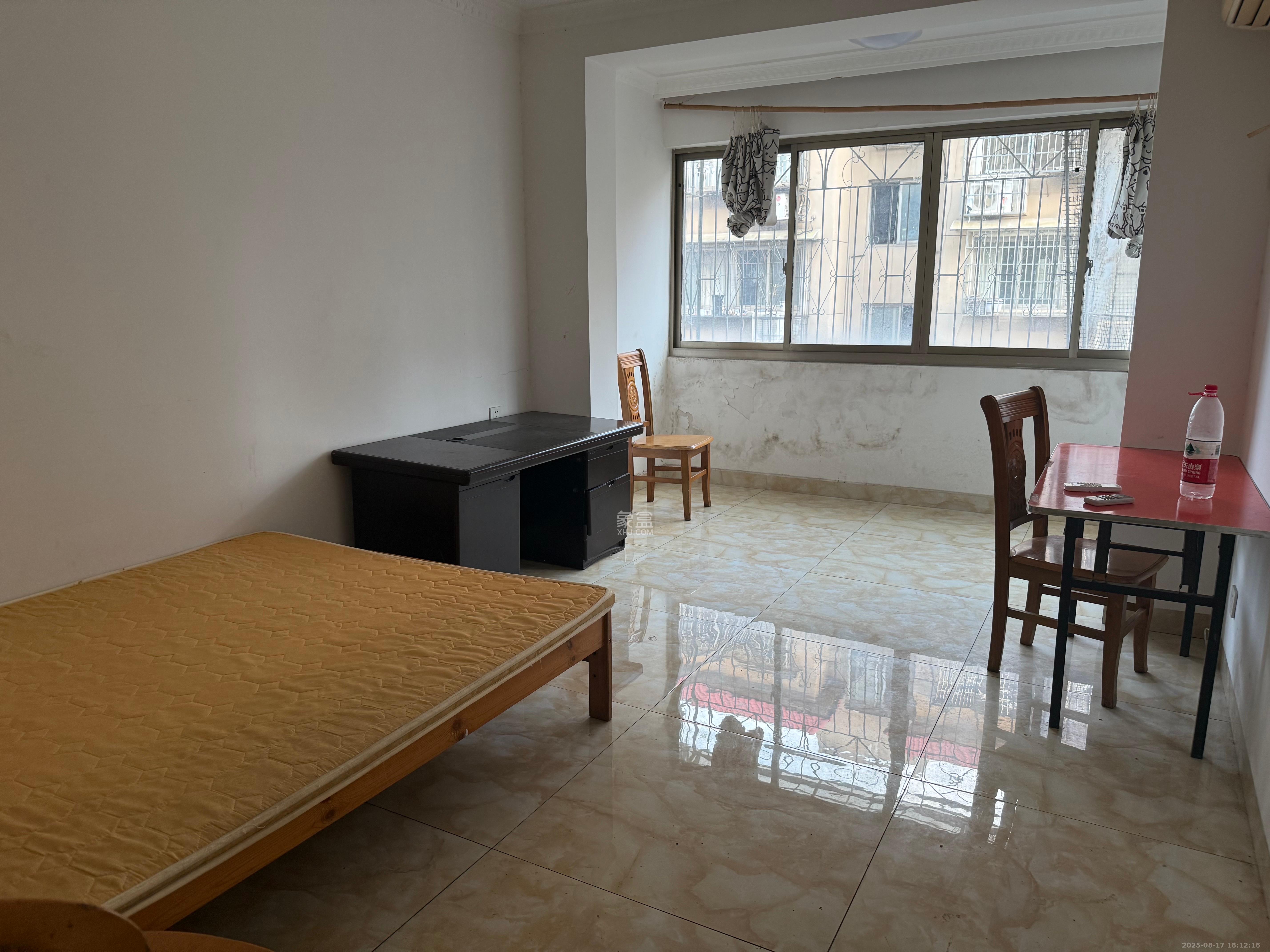 兰景花园 3室2厅1卫 1700.0元/月 兰景花园 3室2厅1卫 1700.0元/月室内图