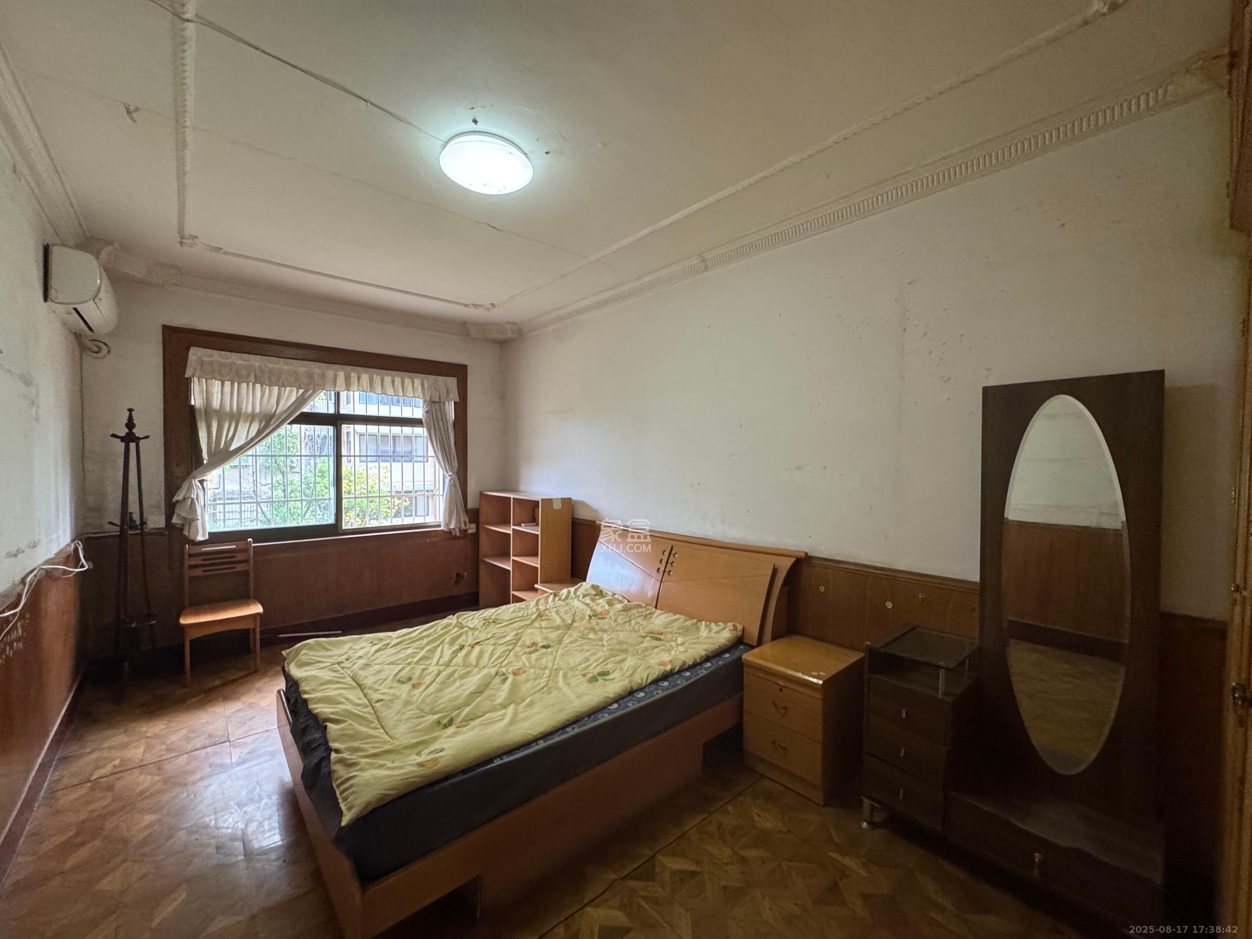 东风路汽车城宿舍  3室2厅1卫    2000.0元/月 东风路汽车城宿舍  3室2厅1卫    2000.0元/月室内图