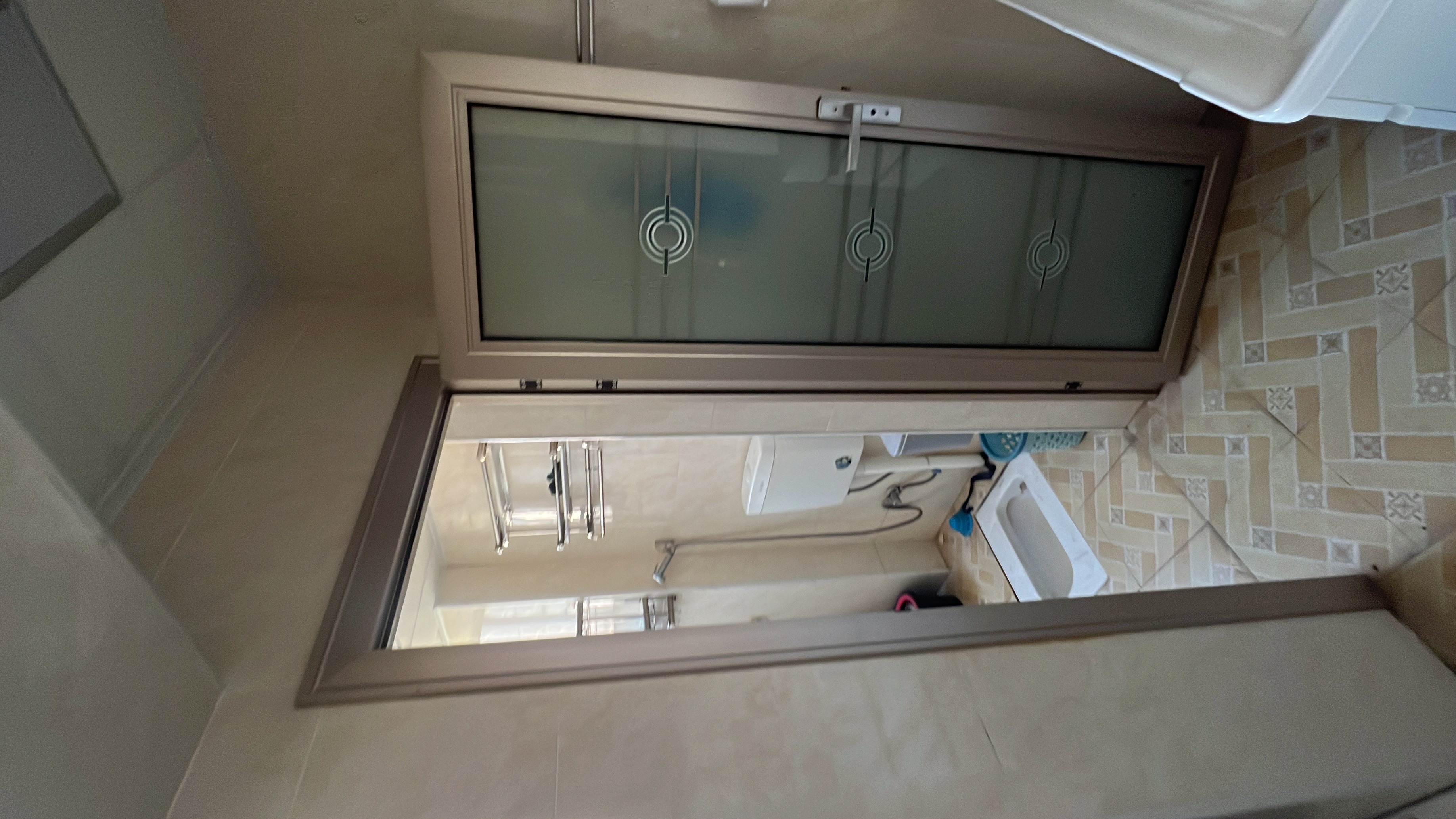 农业农机学校院内家属楼 3室1厅1卫 1000.0元/月 农业农机学校院内家属楼 3室1厅1卫 1000.0元/月室内图