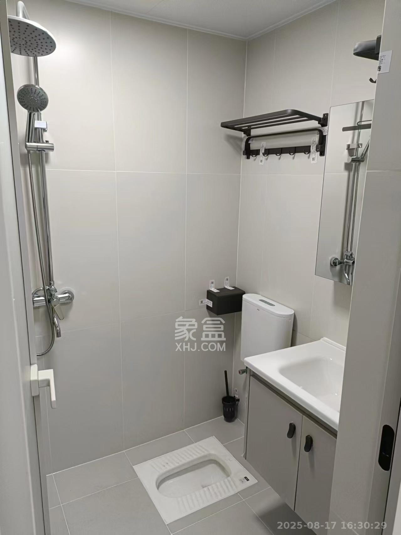 五江天街天寓  1室1厅1卫   1500.00元/月室内图