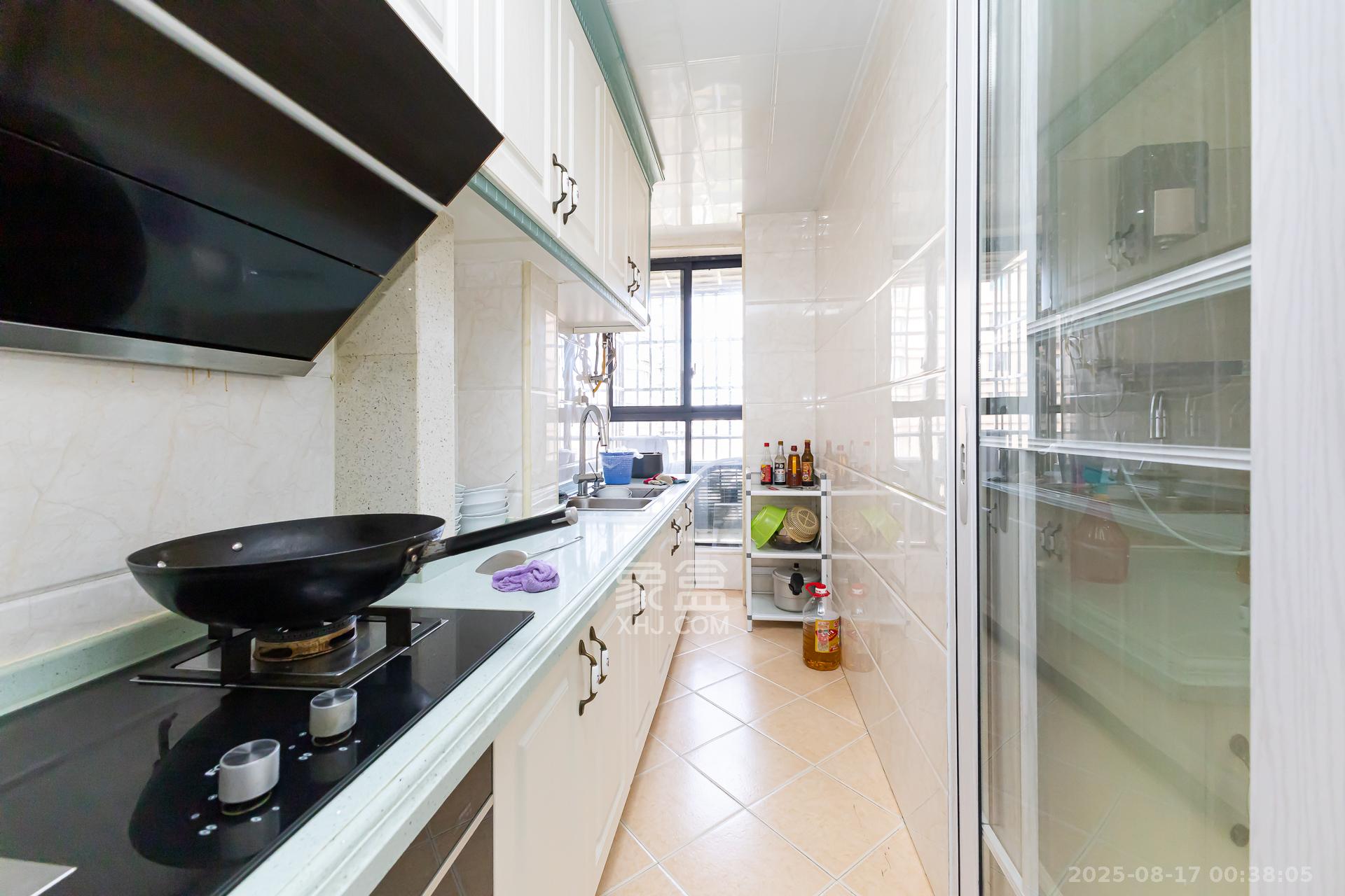 润和之悦(金泽园) 3室1厅1卫 88.0万 润和之悦(金泽园) 3室1厅1卫 88.0万厨房