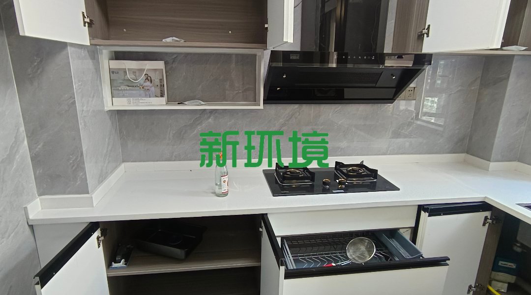 福天华府  3室2厅2卫   2500.00元/月室内图