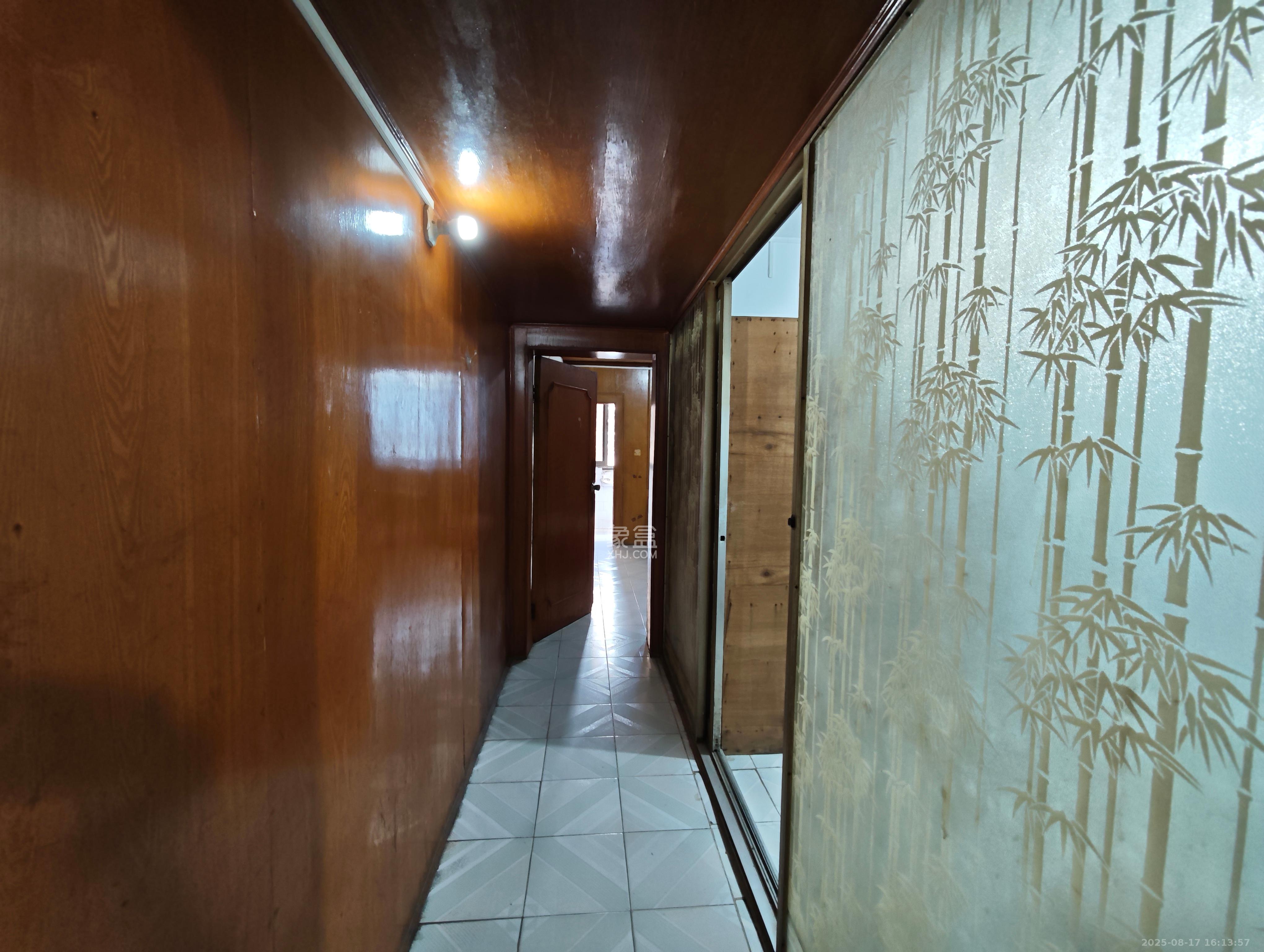 湘丰外贸宿舍 3室2厅1卫 1800.0元/月 湘丰外贸宿舍 3室2厅1卫 1800.0元/月室内图