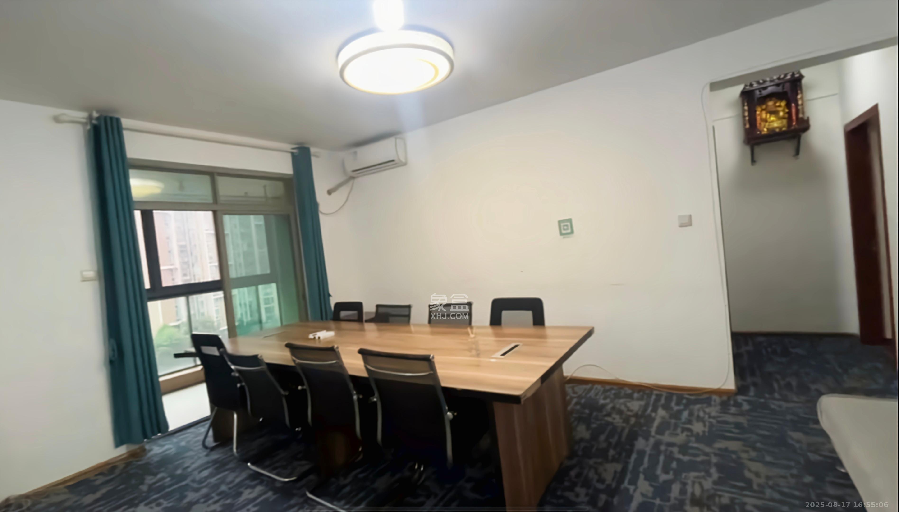 新城新世界一二三期 5室2厅2卫 3400.0元/月 新城新世界一二三期 5室2厅2卫 3400.0元/月室内图