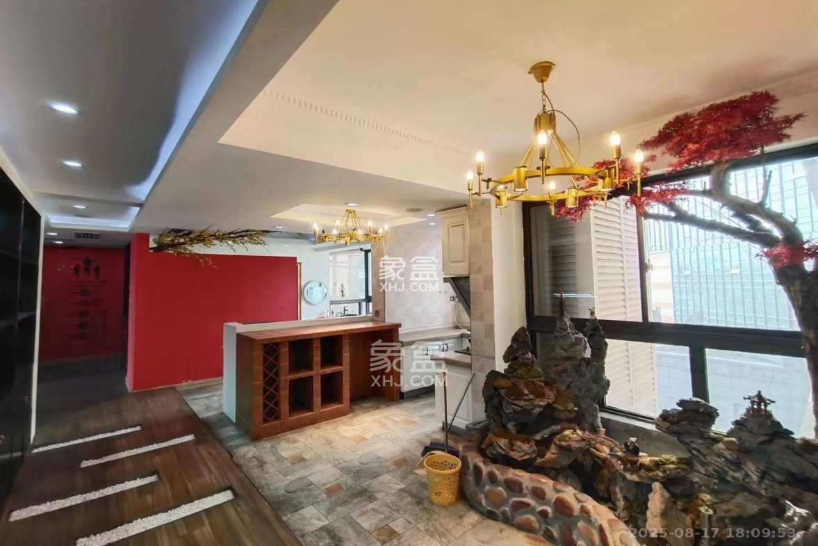 华晨国际公馆  3室2厅2卫    8000.0元/月 华晨国际公馆  3室2厅2卫    8000.0元/月室内图