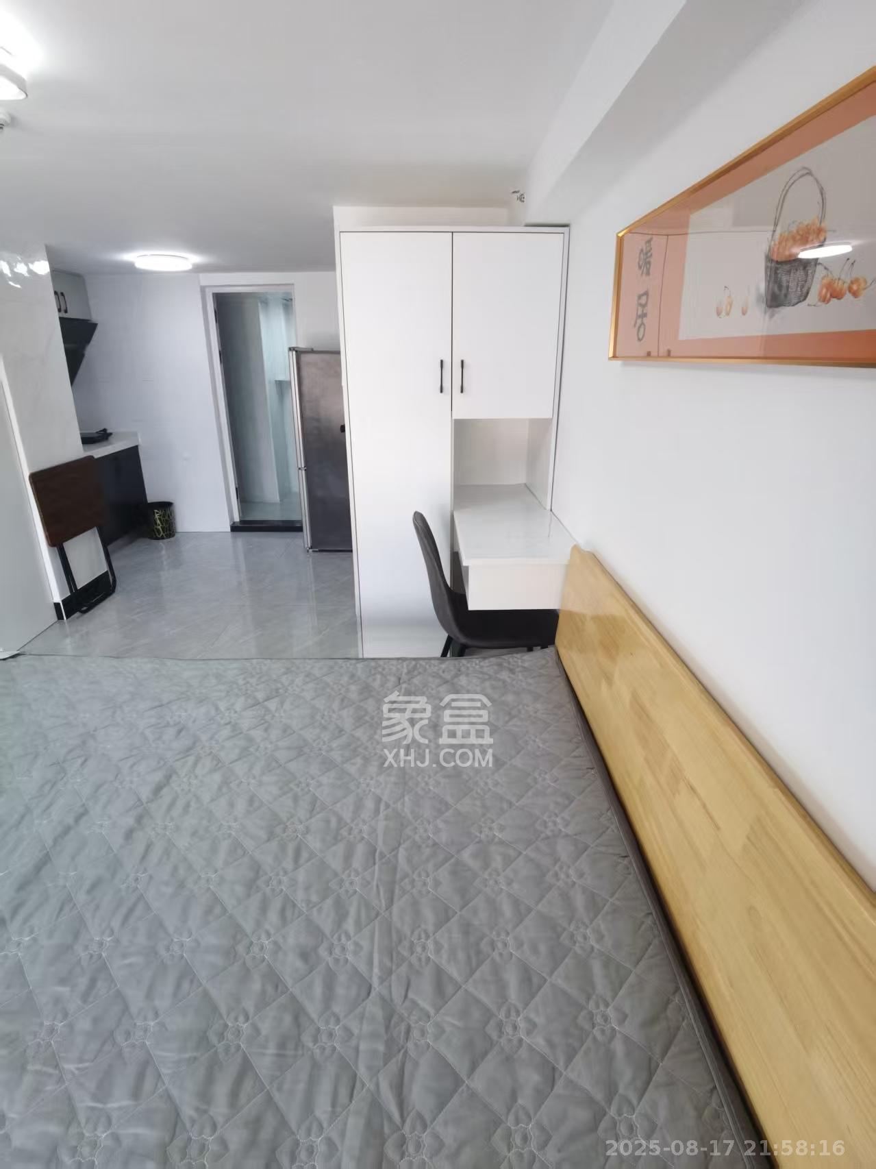 金地中交麓谷香颂(金地中交雅苑) 1室1厅1卫 1300.0元/月 金地中交麓谷香颂(金地中交雅苑) 1室1厅1卫 1300.0元/月室内图