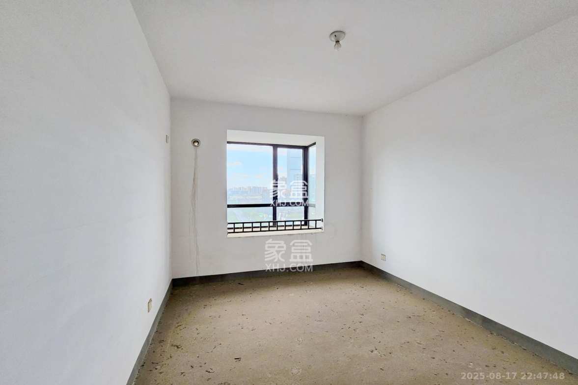 三江花中城  3室2厅2卫    148.0万 三江花中城  3室2厅2卫    148.0万卧室