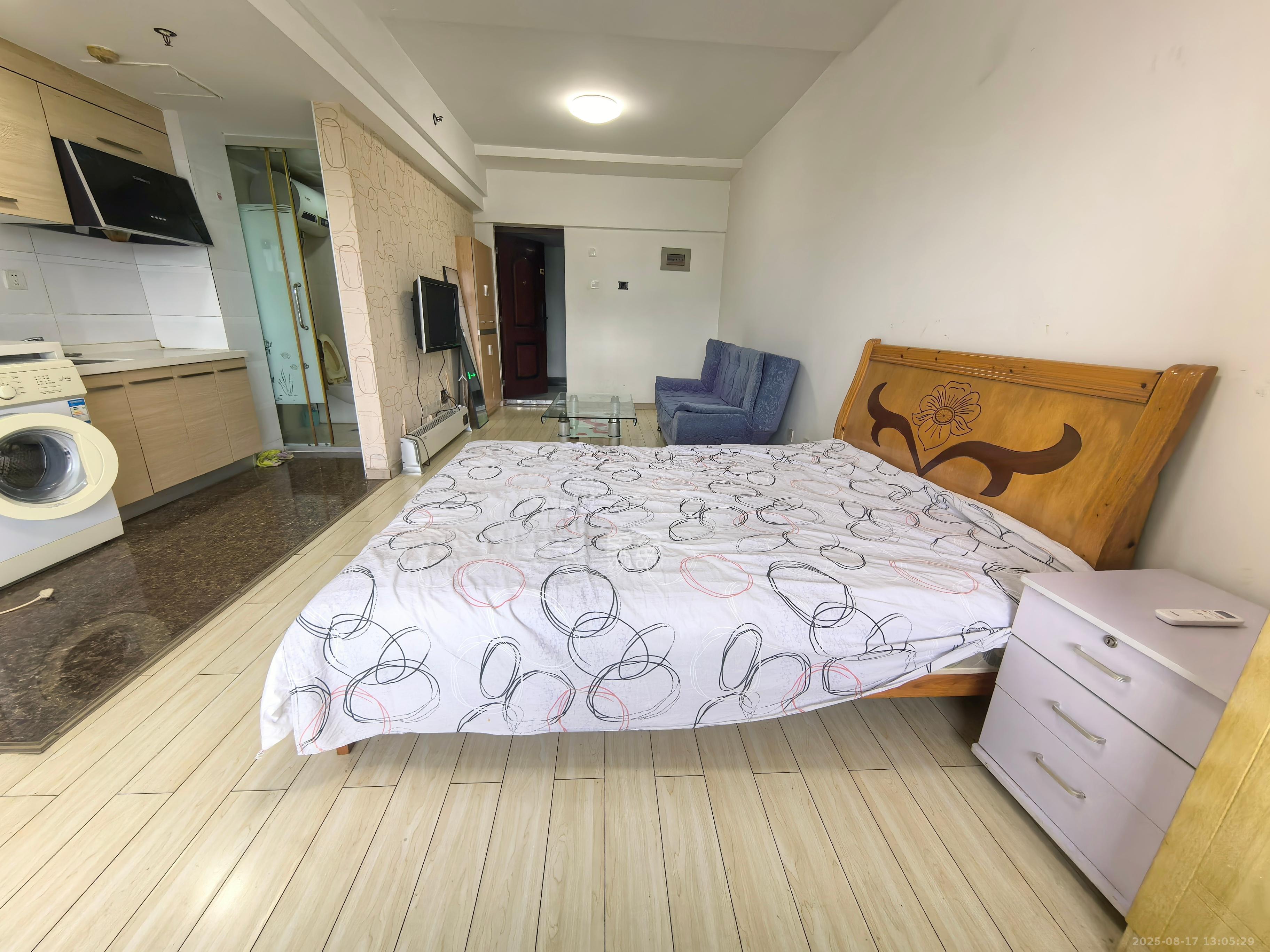 中信文化广场(中信新城二期) 1室1厅1卫 1000.0元/月 中信文化广场(中信新城二期) 1室1厅1卫 1000.0元/月室内图