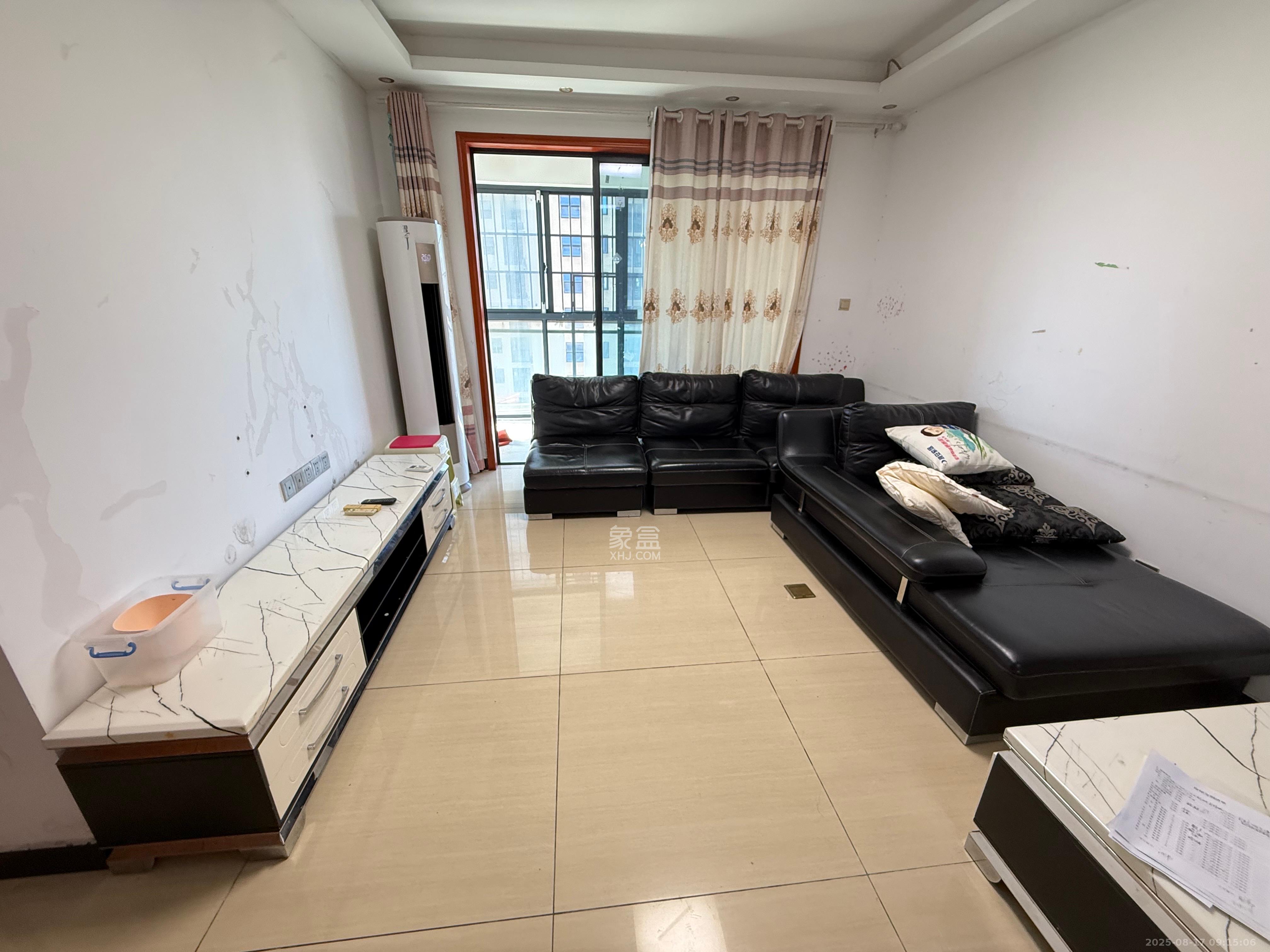 北京御园一二期(国泰嘉园) 3室2厅1卫 2300.0元/月 北京御园一二期(国泰嘉园) 3室2厅1卫 2300.0元/月室内图