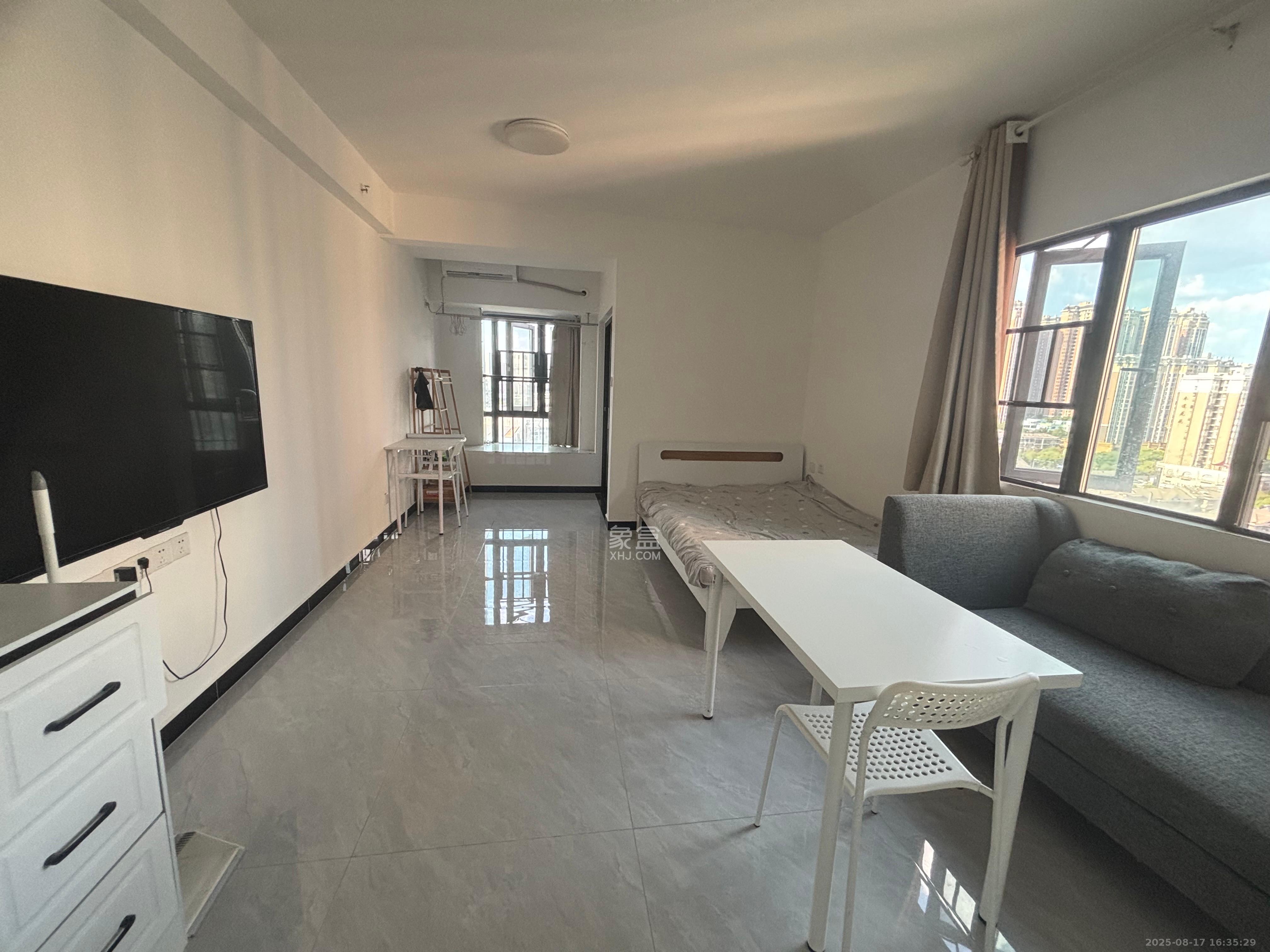 潇湘名城(新里程潇湘名城)  1室1厅1卫    1600.0元/月 潇湘名城(新里程潇湘名城)  1室1厅1卫    1600.0元/月室内图