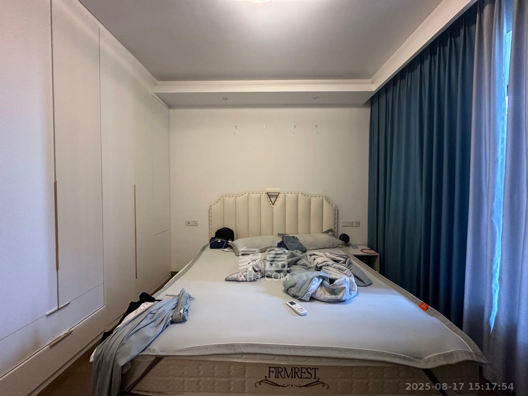 龙湖铂金中心(龙湖春江郦城) 3室2厅2卫 5600.0元/月 龙湖铂金中心(龙湖春江郦城) 3室2厅2卫 5600.0元/月室内图