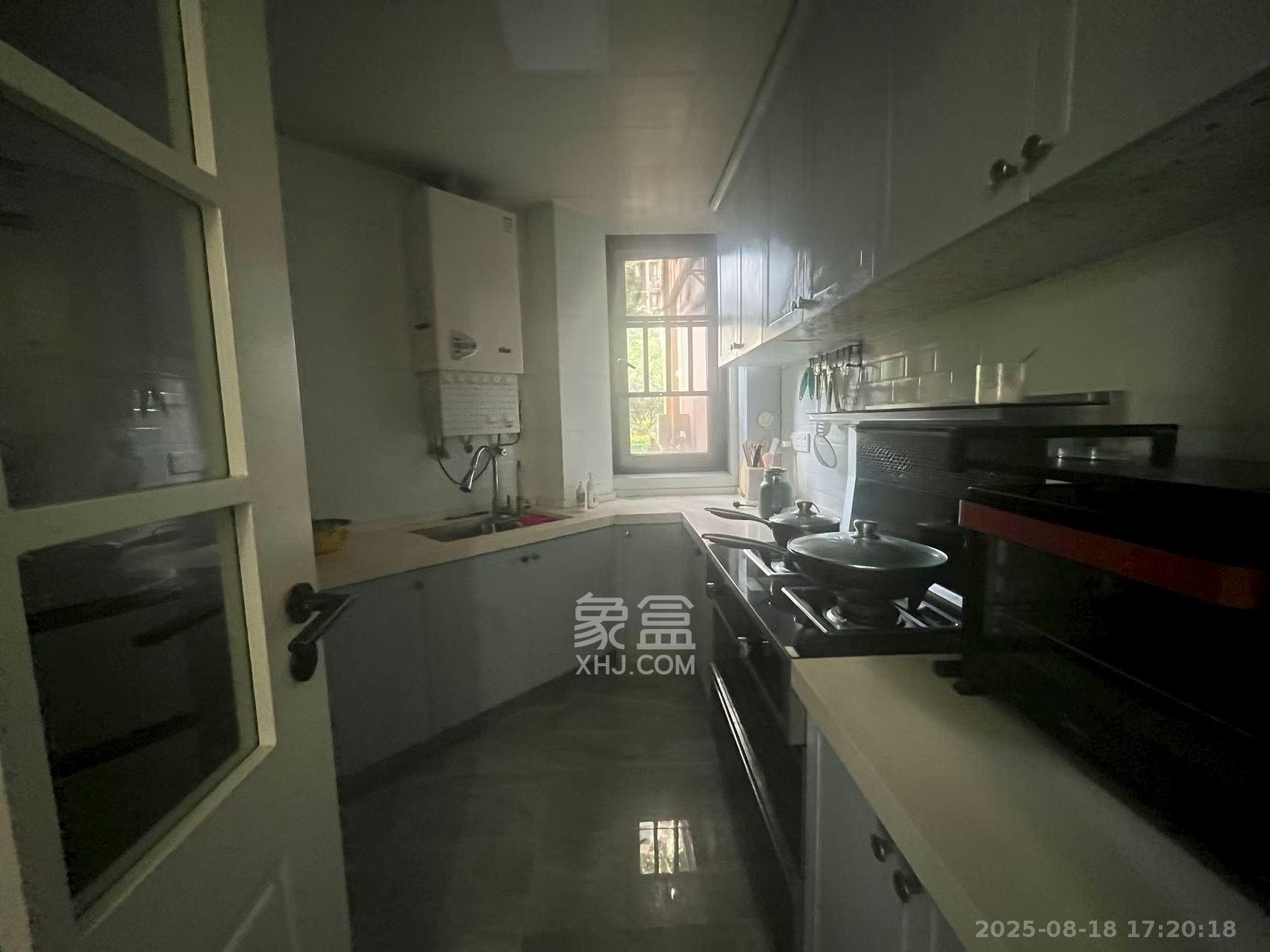 怡海星城 1室0厅0卫 2000.0元/月 怡海星城 1室0厅0卫 2000.0元/月室内图