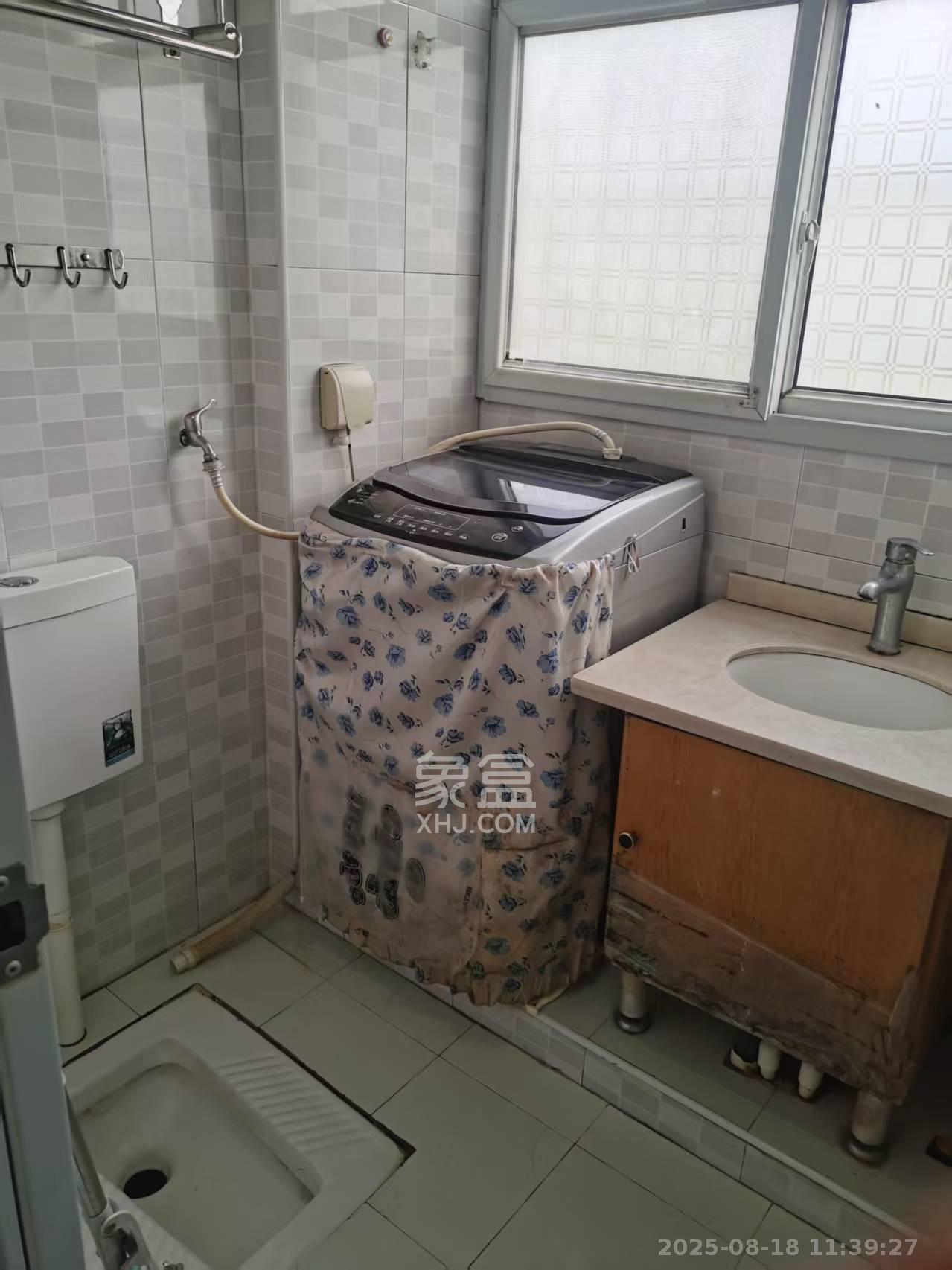 桔园小区1-8片 2室2厅1卫 1500.0元/月 桔园小区1-8片 2室2厅1卫 1500.0元/月室内图