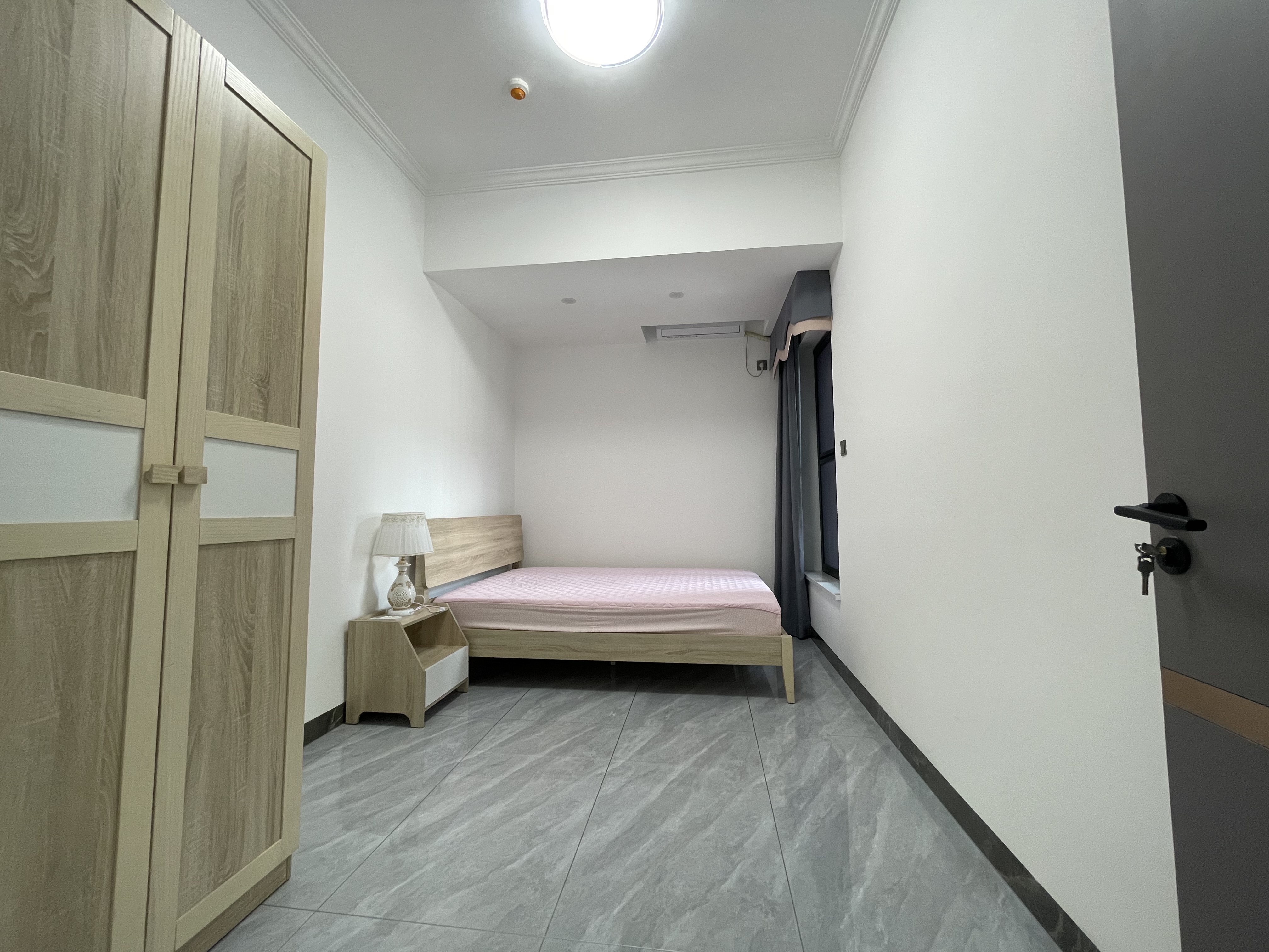 逸龙广场  2室2厅1卫   3600.00元/月室内图