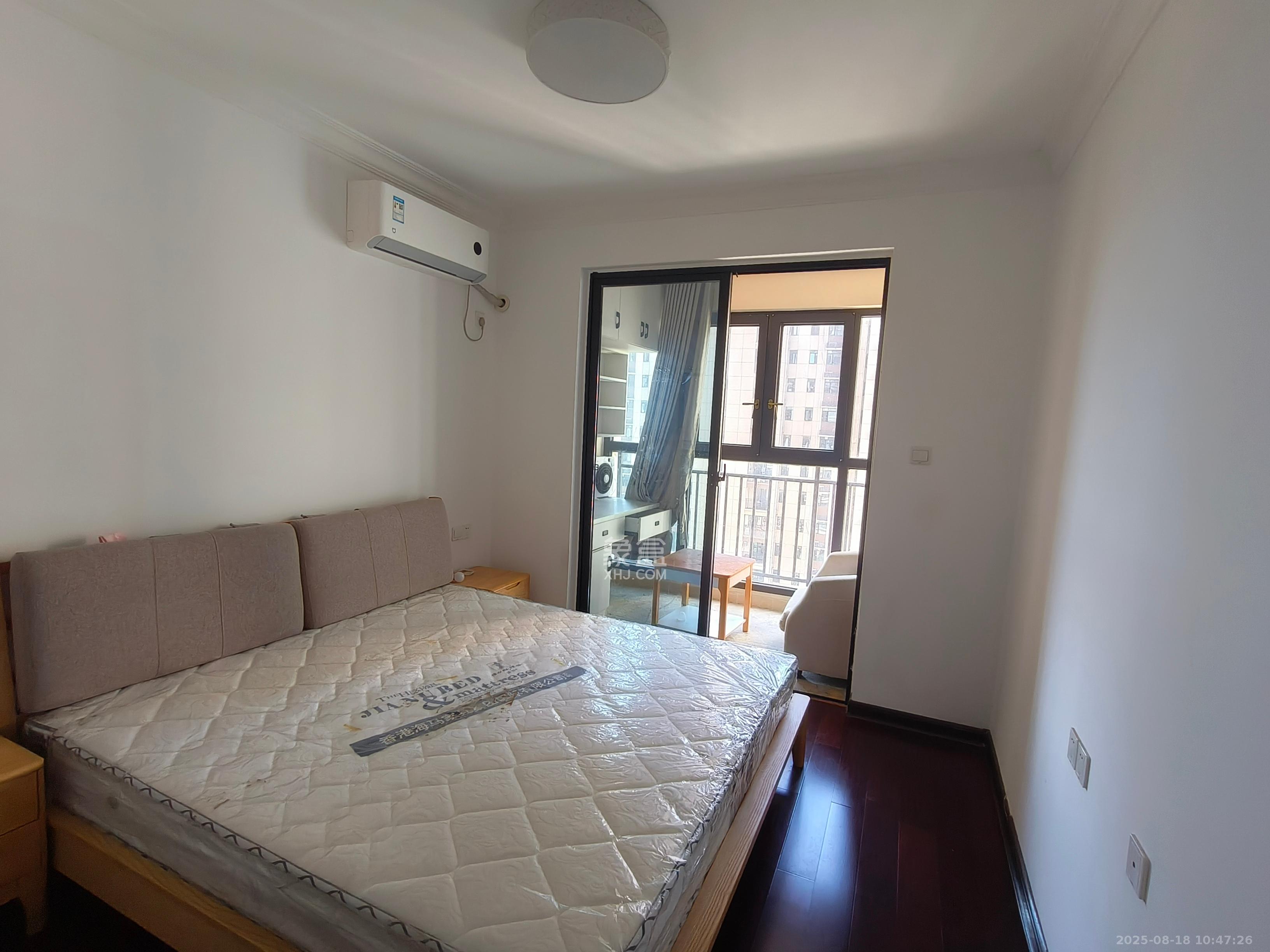 幸福考拉789  3室2厅2卫   2300.00元/月室内图