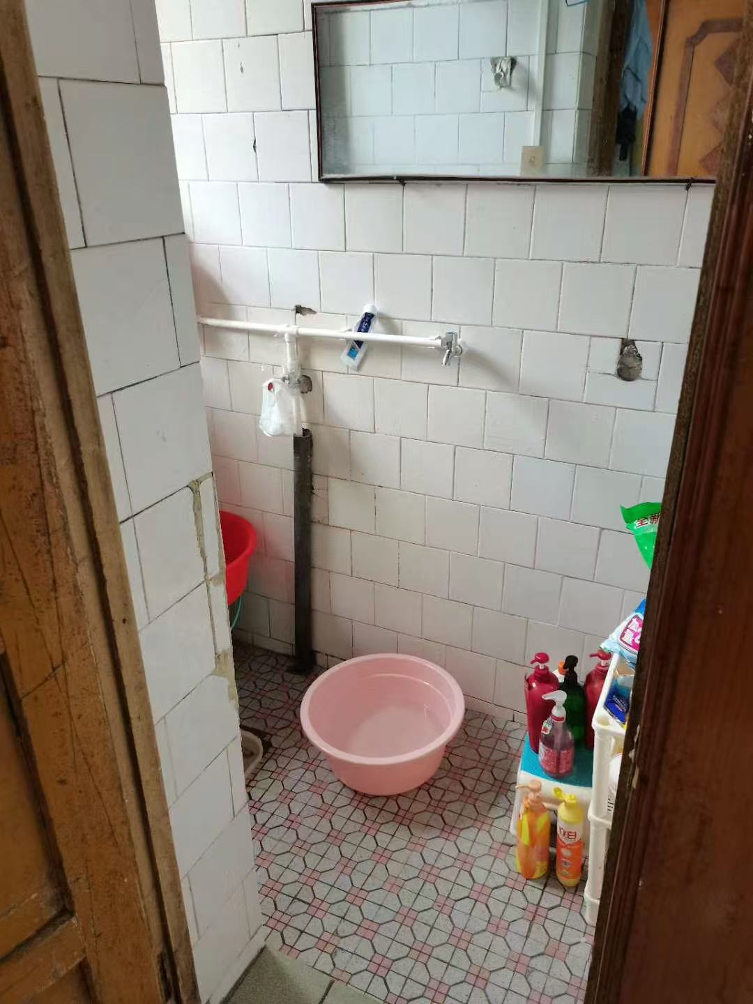 同心园小区  3室2厅1卫    20.0万 同心园小区  3室2厅1卫    20.0万客厅