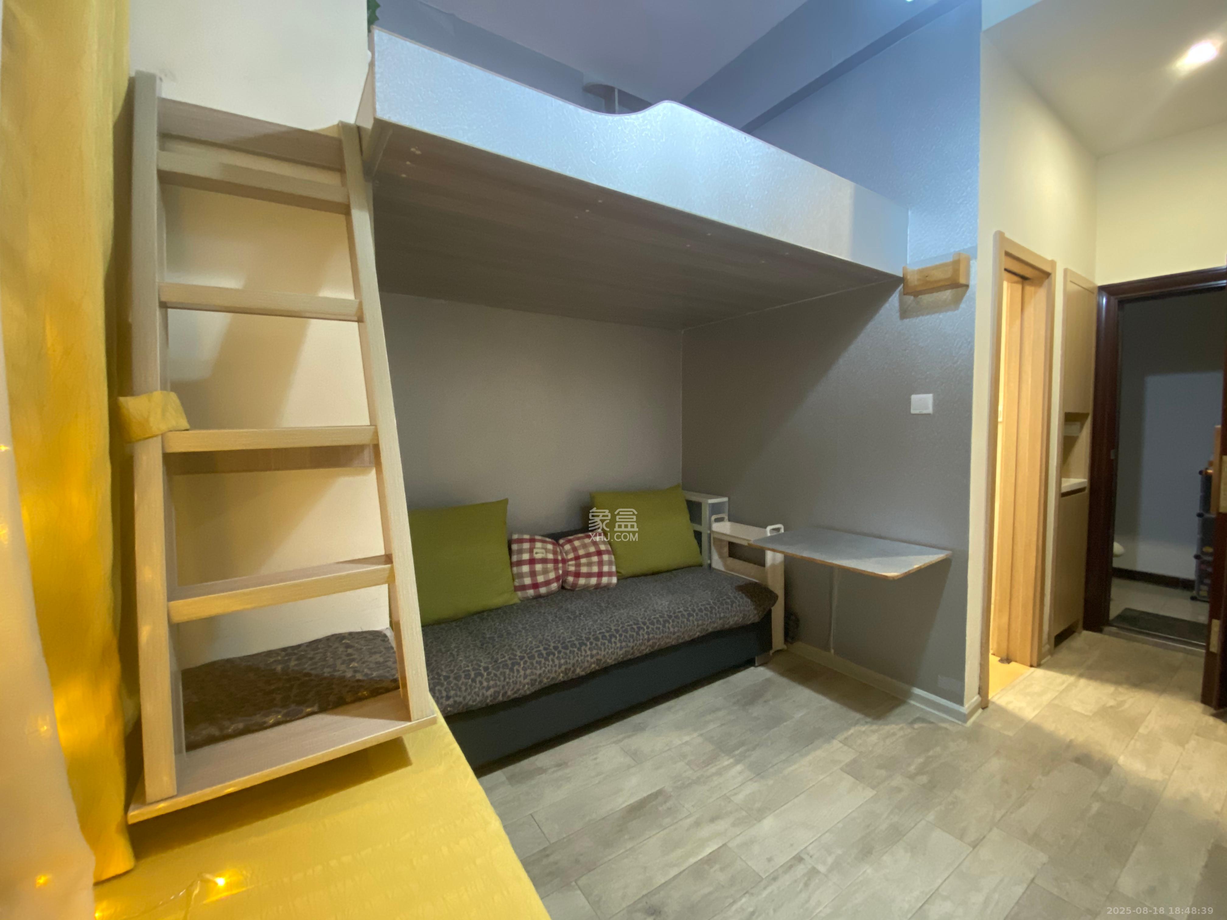 兰亭湾畔 1室1厅1卫 1100.0元/月 兰亭湾畔 1室1厅1卫 1100.0元/月室内图