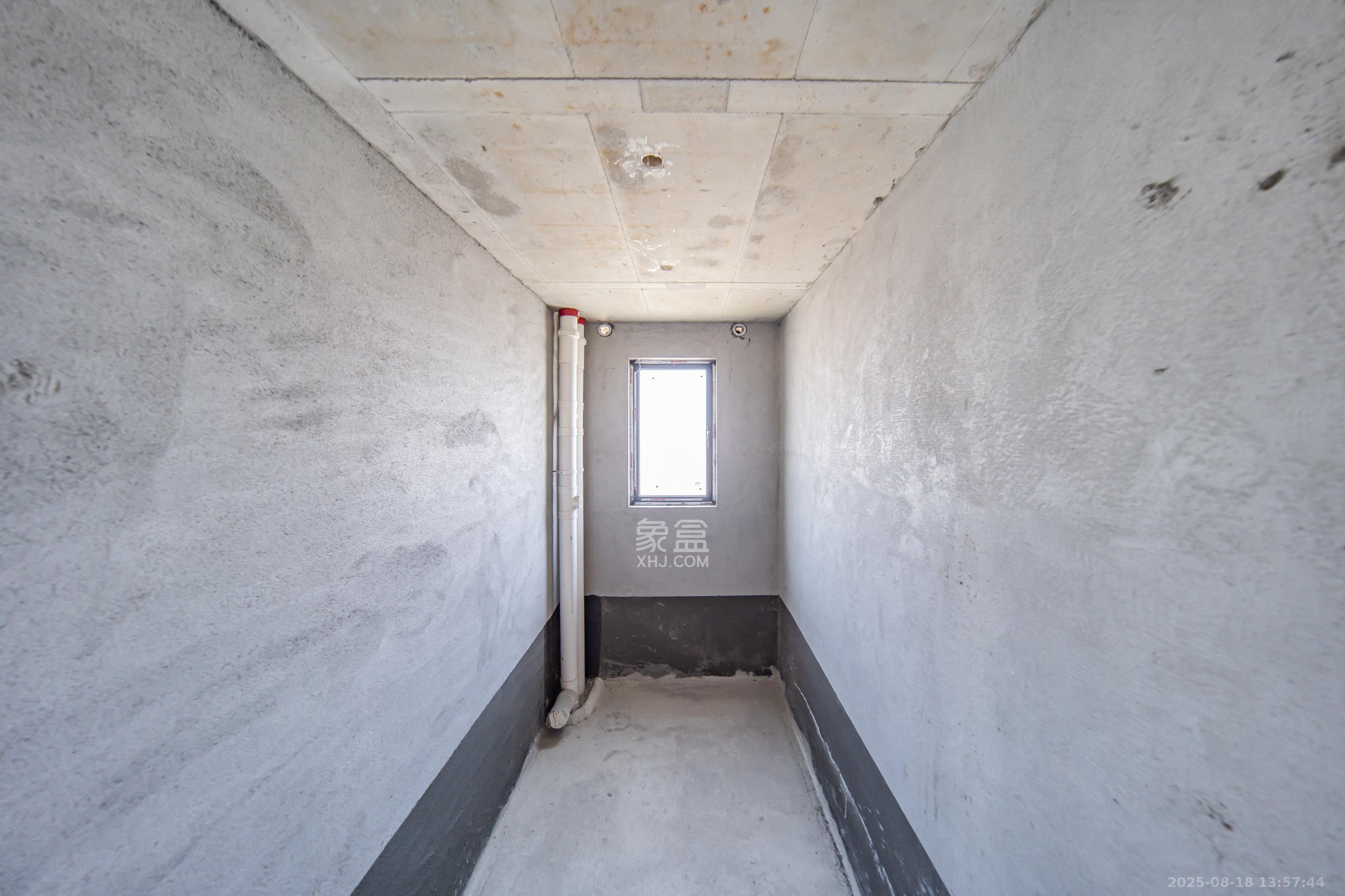 城发恒伟洋湖映2009 4室2厅2卫 176.0万 城发恒伟洋湖映2009 4室2厅2卫 176.0万卫生间