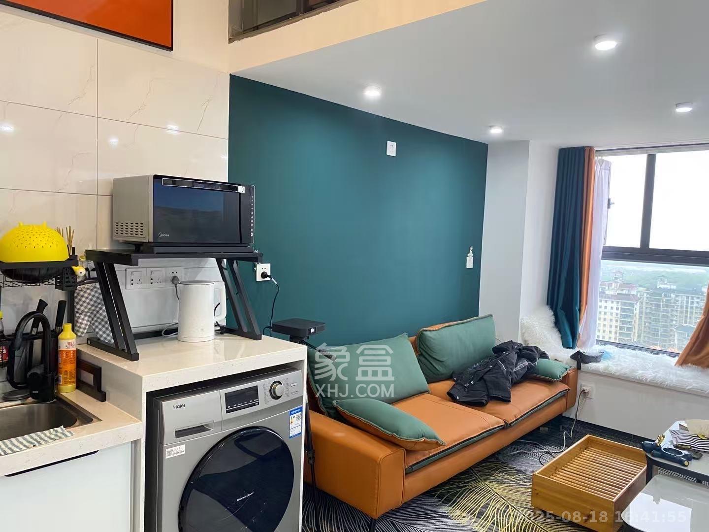 弘坤云寓 1室1厅1卫 2600.0元/月 弘坤云寓 1室1厅1卫 2600.0元/月室内图