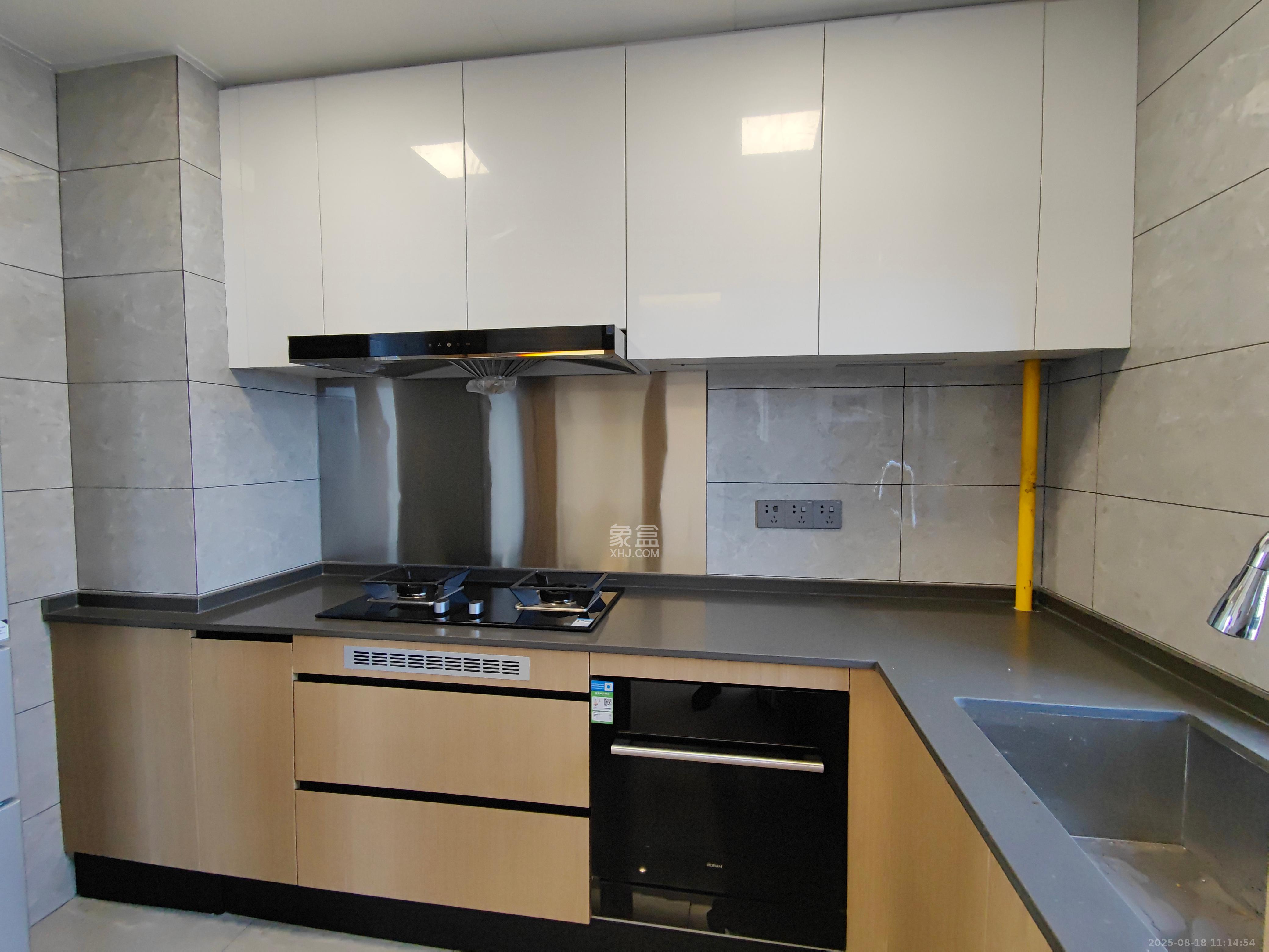 爱家当代境 4室2厅2卫 3500.00元/月 爱家当代境 4室2厅2卫 3500.00元/月室内图