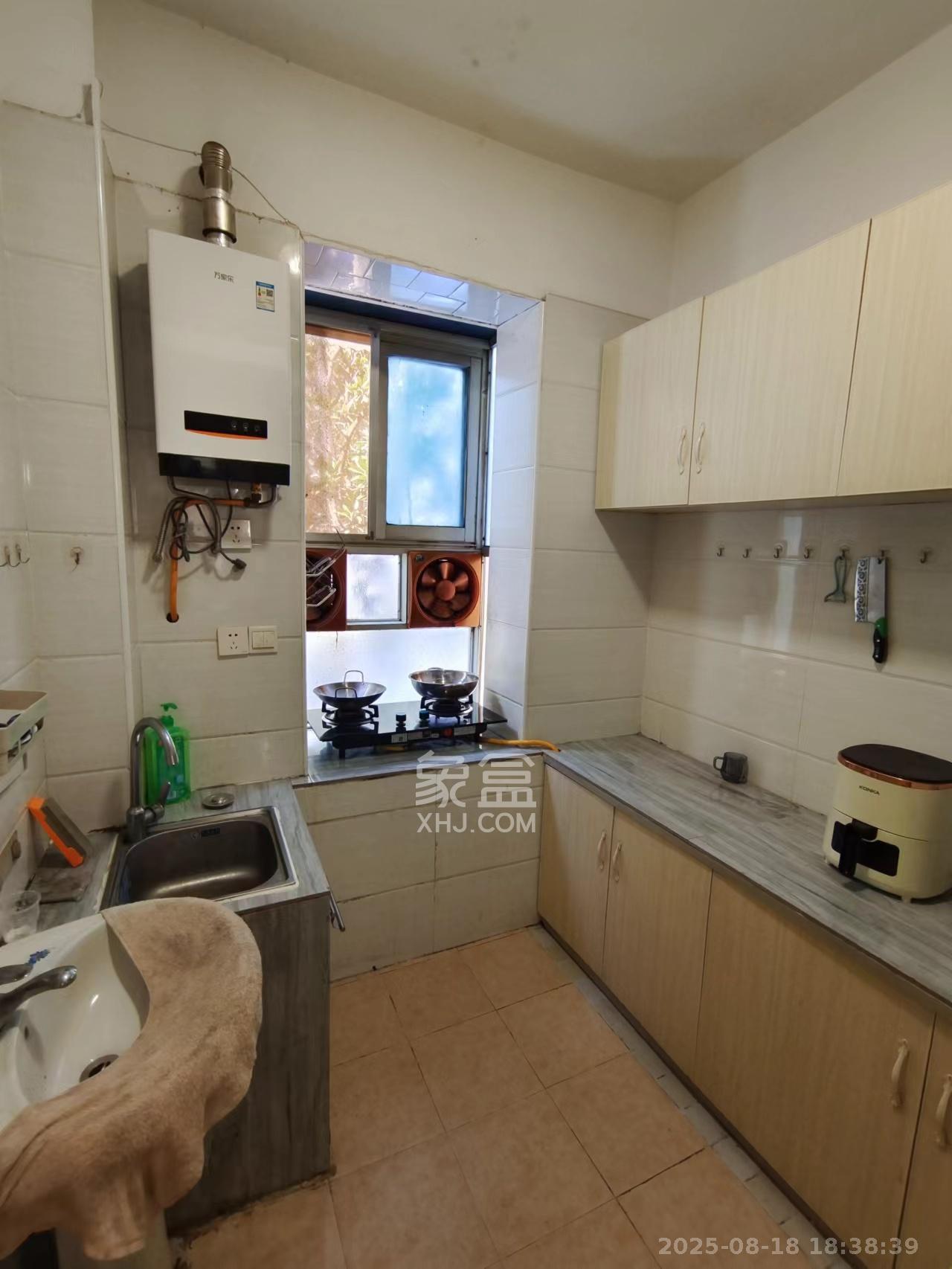 中国水电八局宿舍 3室2厅1卫 2200.0元/月 中国水电八局宿舍 3室2厅1卫 2200.0元/月室内图