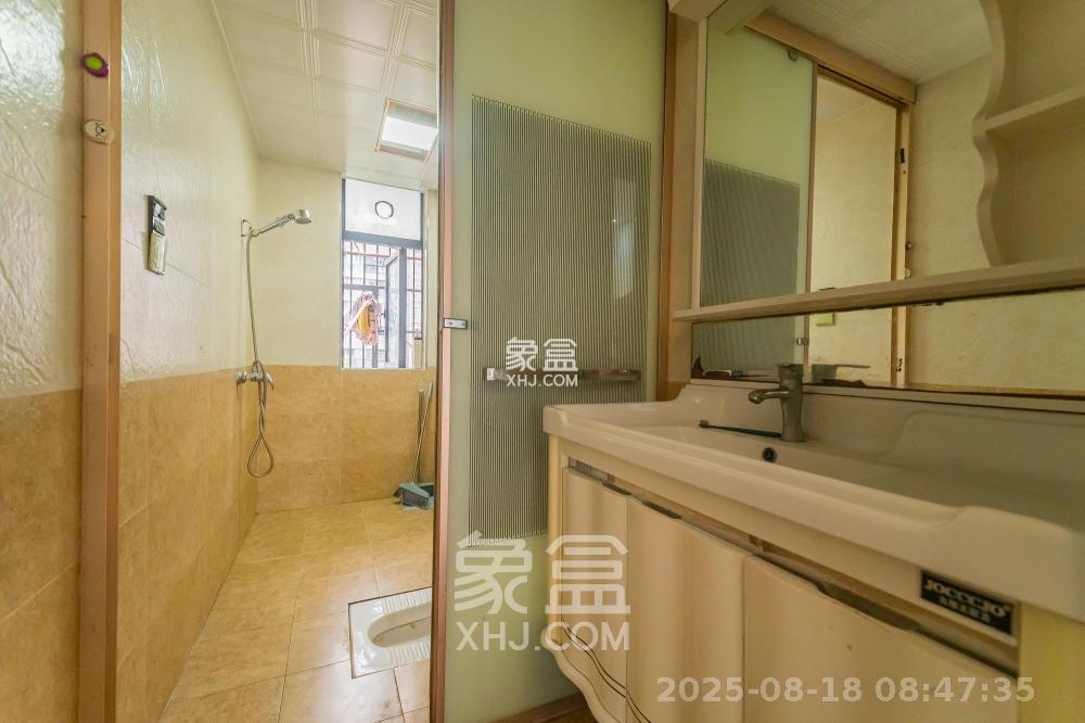 蓝山郡  4室2厅2卫   2800.00元/月室内图