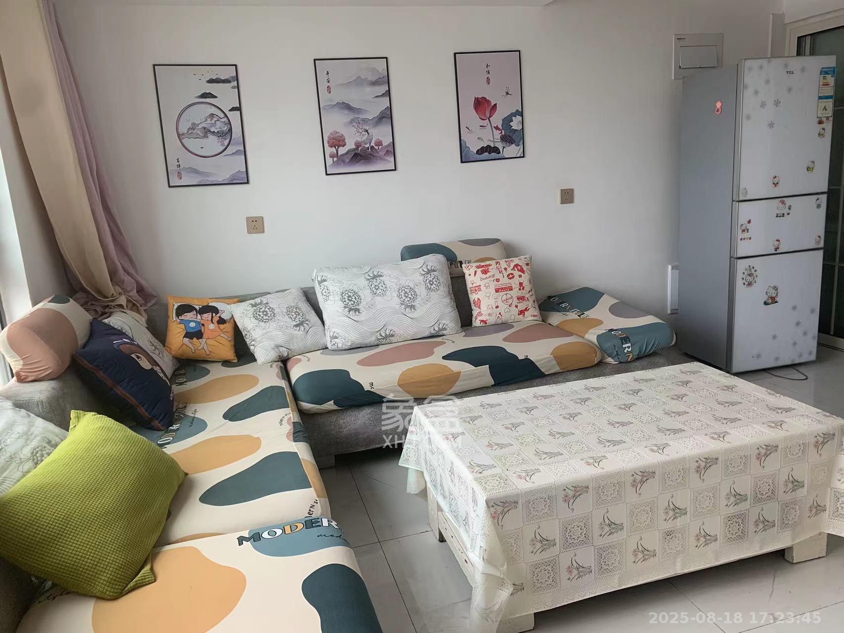 荣盛花语书苑 2室1厅1卫 2400.0元/月 荣盛花语书苑 2室1厅1卫 2400.0元/月室内图