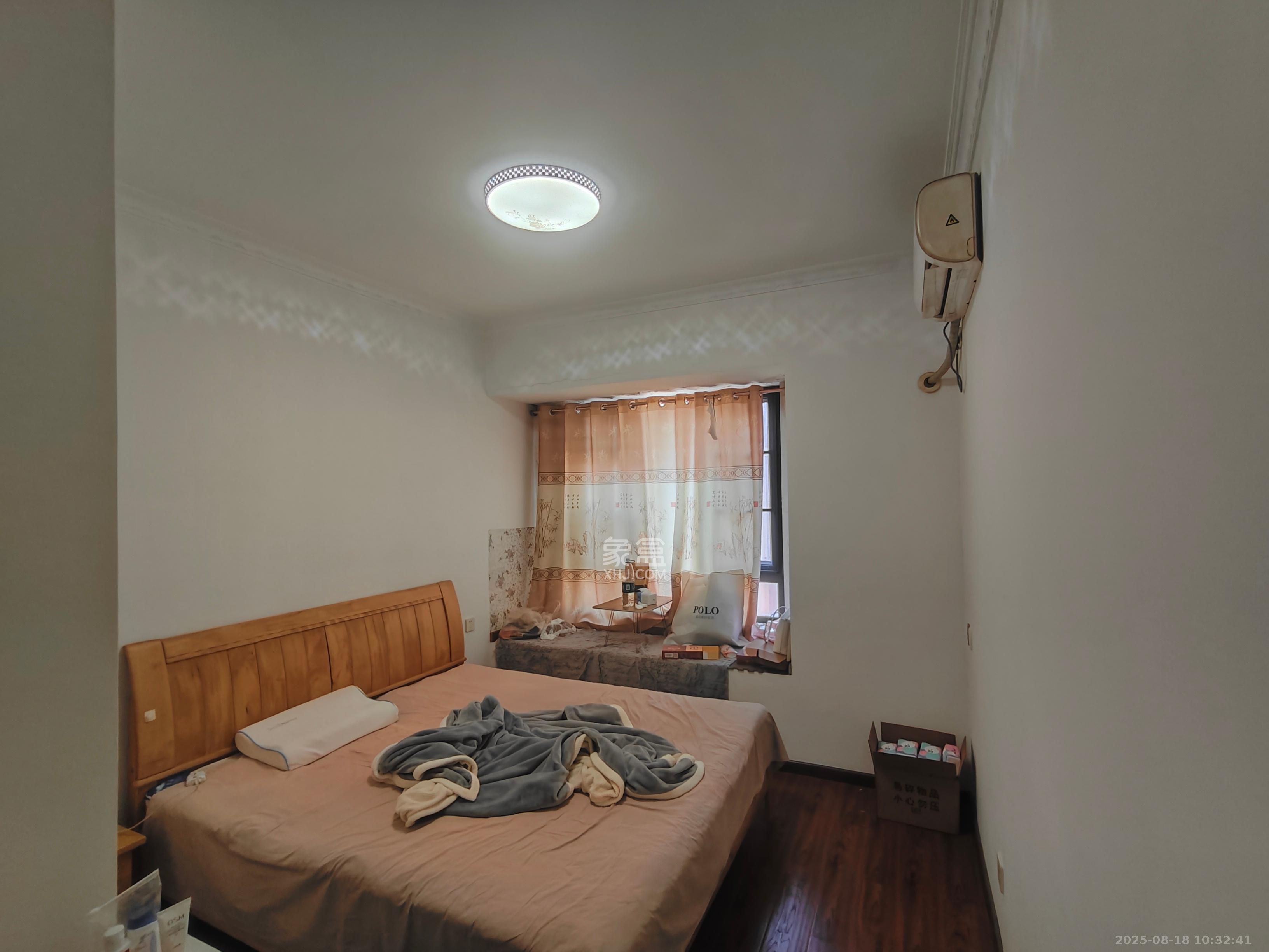 阳光城尚东湾青云苑  3室2厅1卫    2400.0元/月室内图