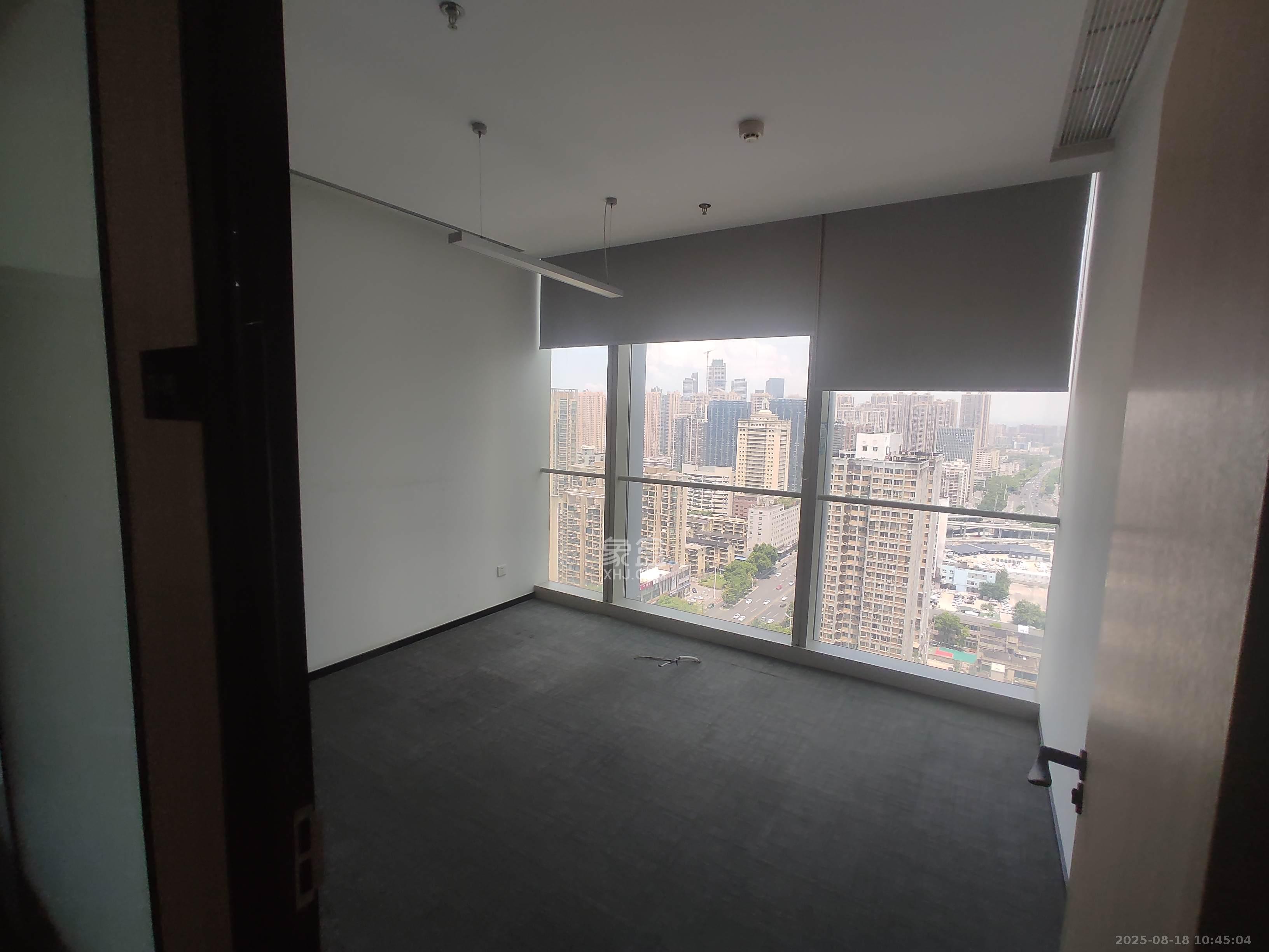 华创国际广场   288.0㎡      10368.0元/月室内图