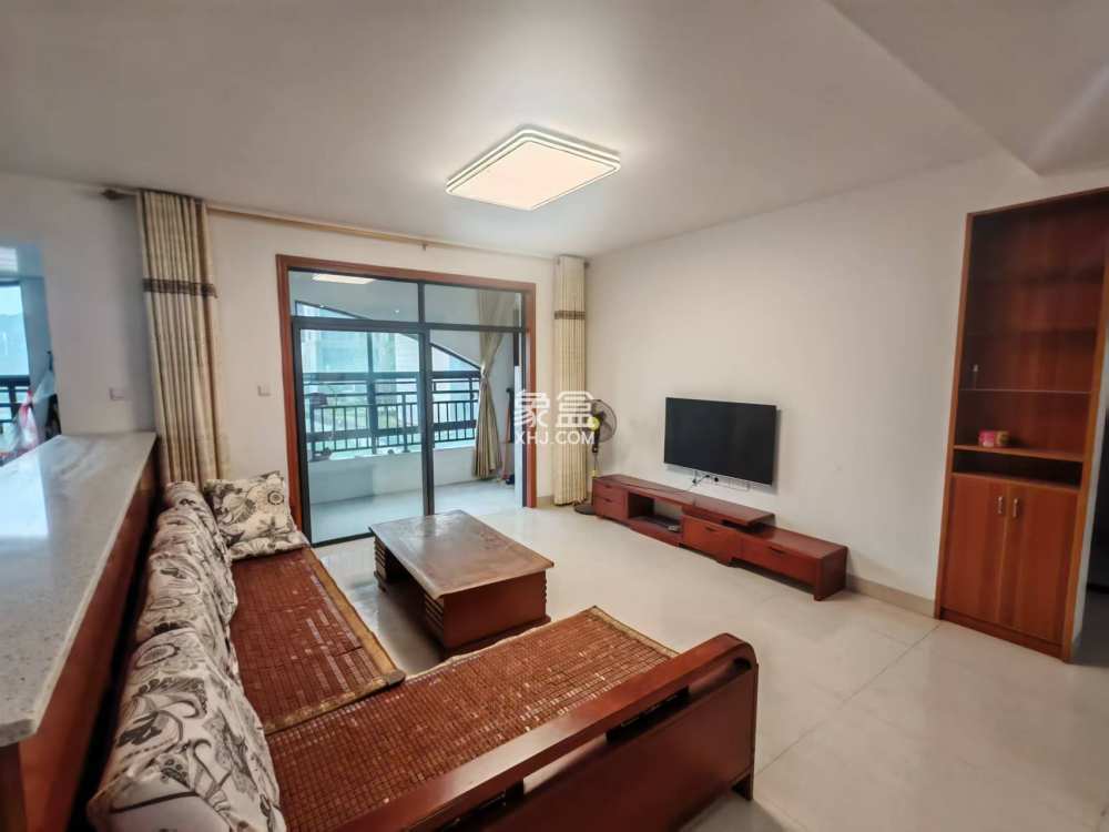 尚格名城万家理想  4室2厅2卫    57.8万