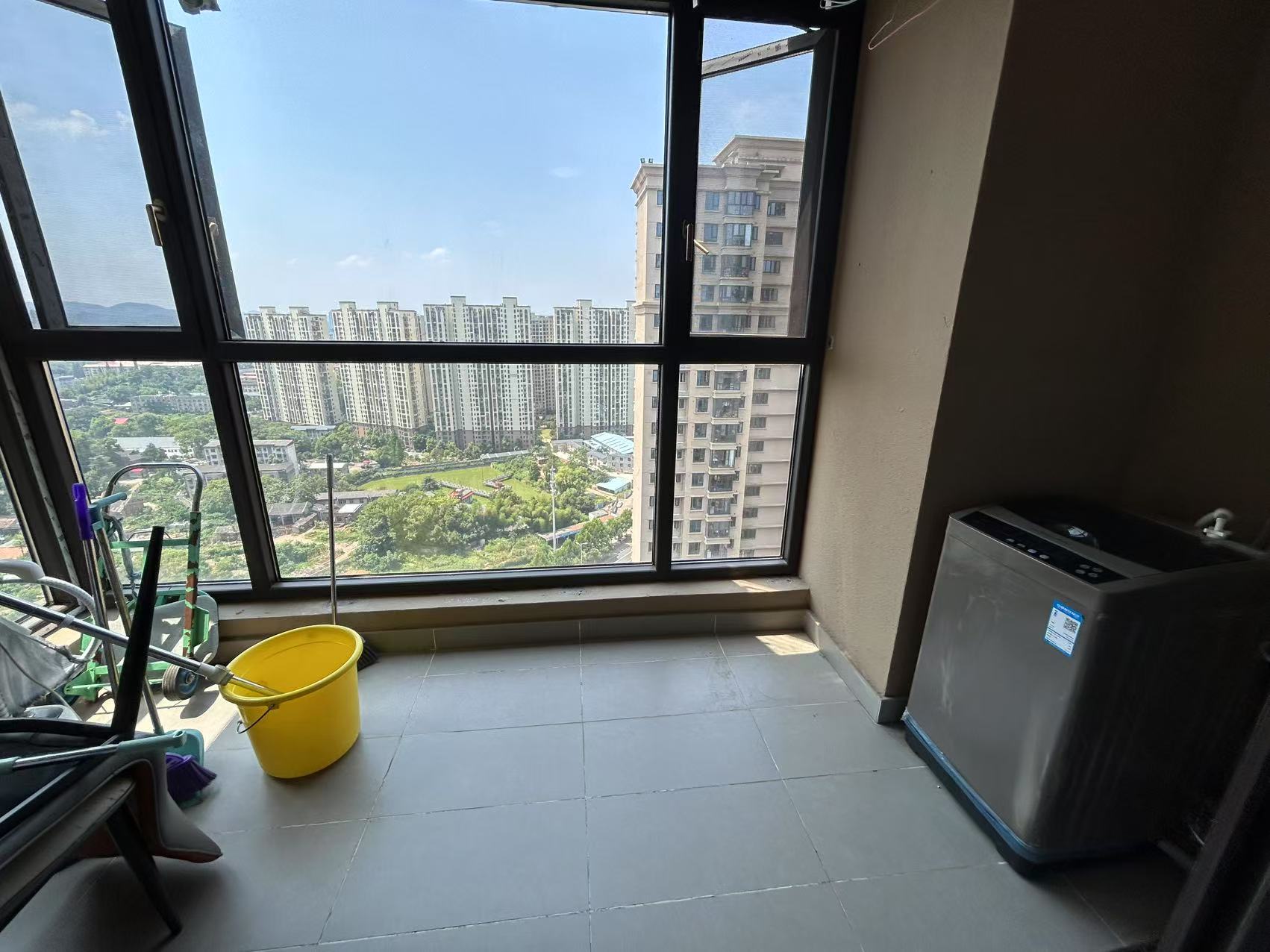 东部美的城 3室1厅2卫 60.0万 东部美的城 3室1厅2卫 60.0万室内图