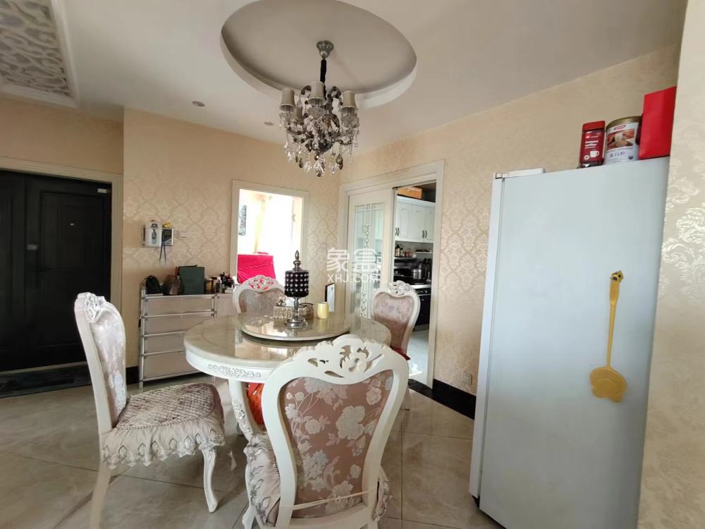 流金岁月-华晨国际 3室2厅2卫 98.0万 流金岁月-华晨国际 3室2厅2卫 98.0万室内图